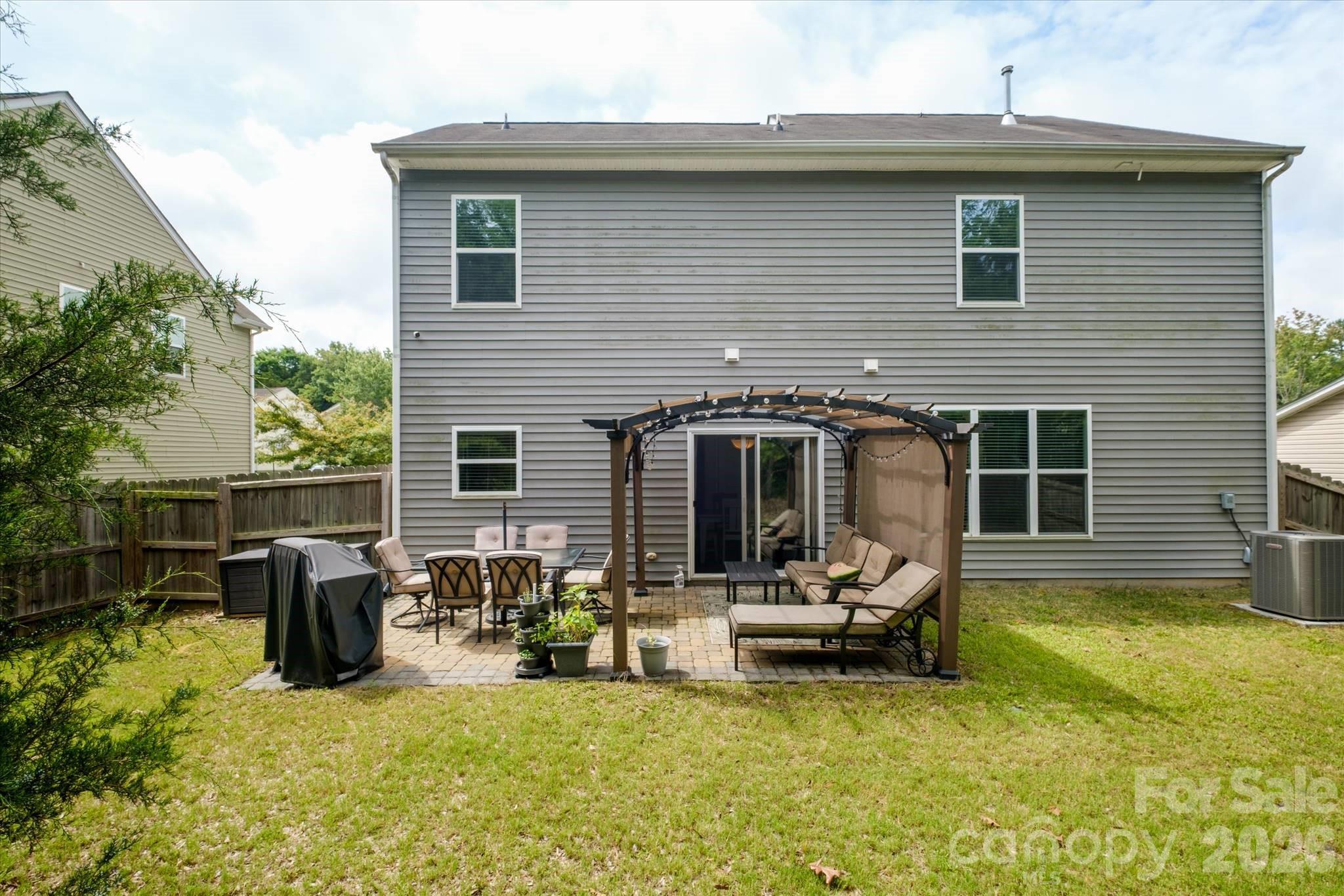 5415 Fenway Drive — Charlotte