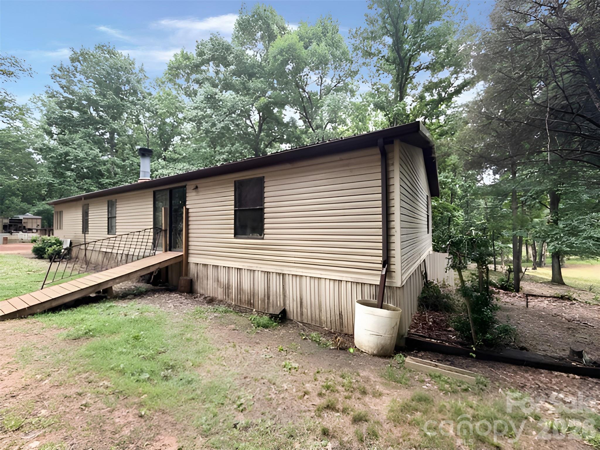 120 Kings Forest Drive — Kings Mountain