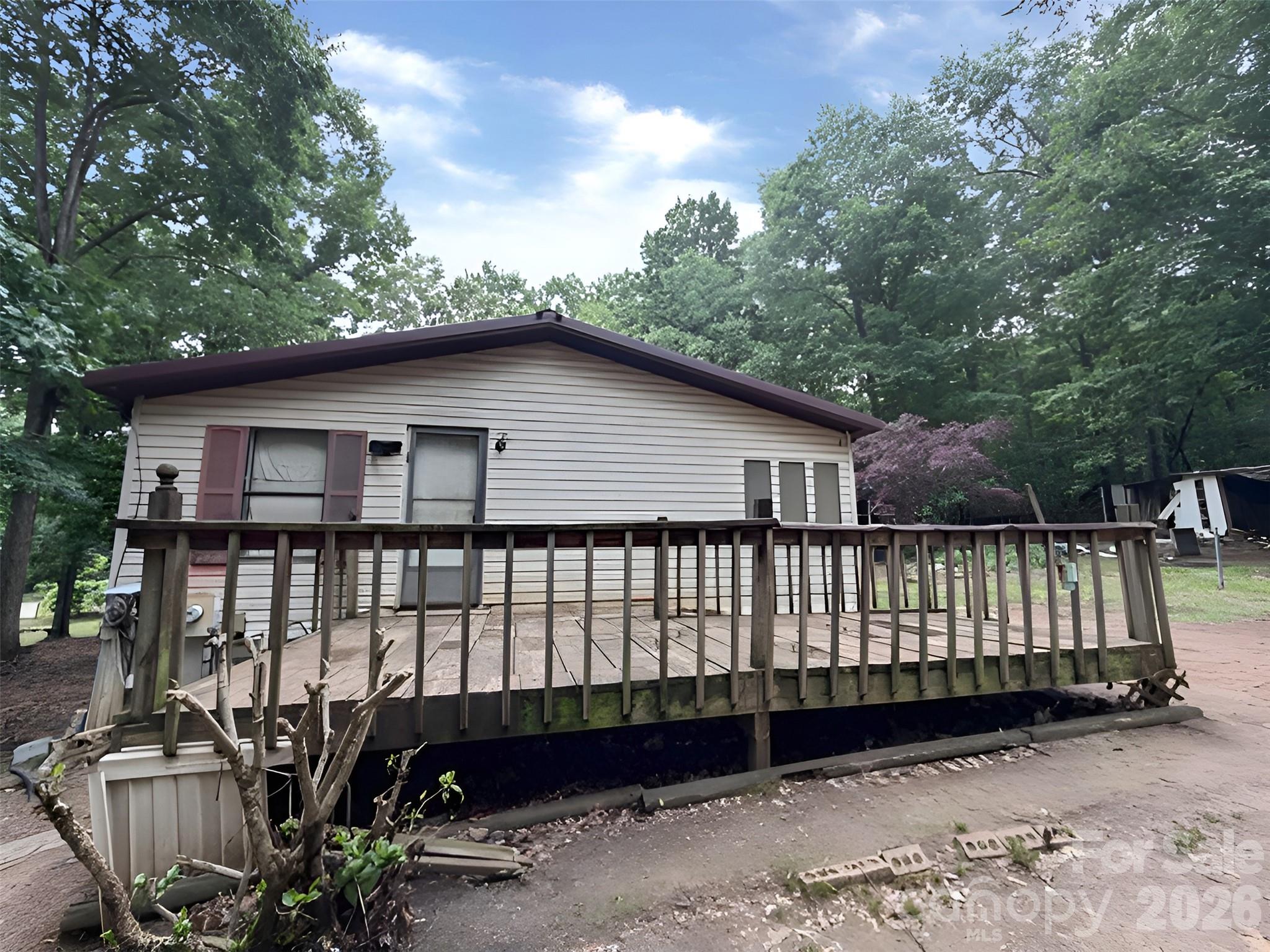 120 Kings Forest Drive — Kings Mountain