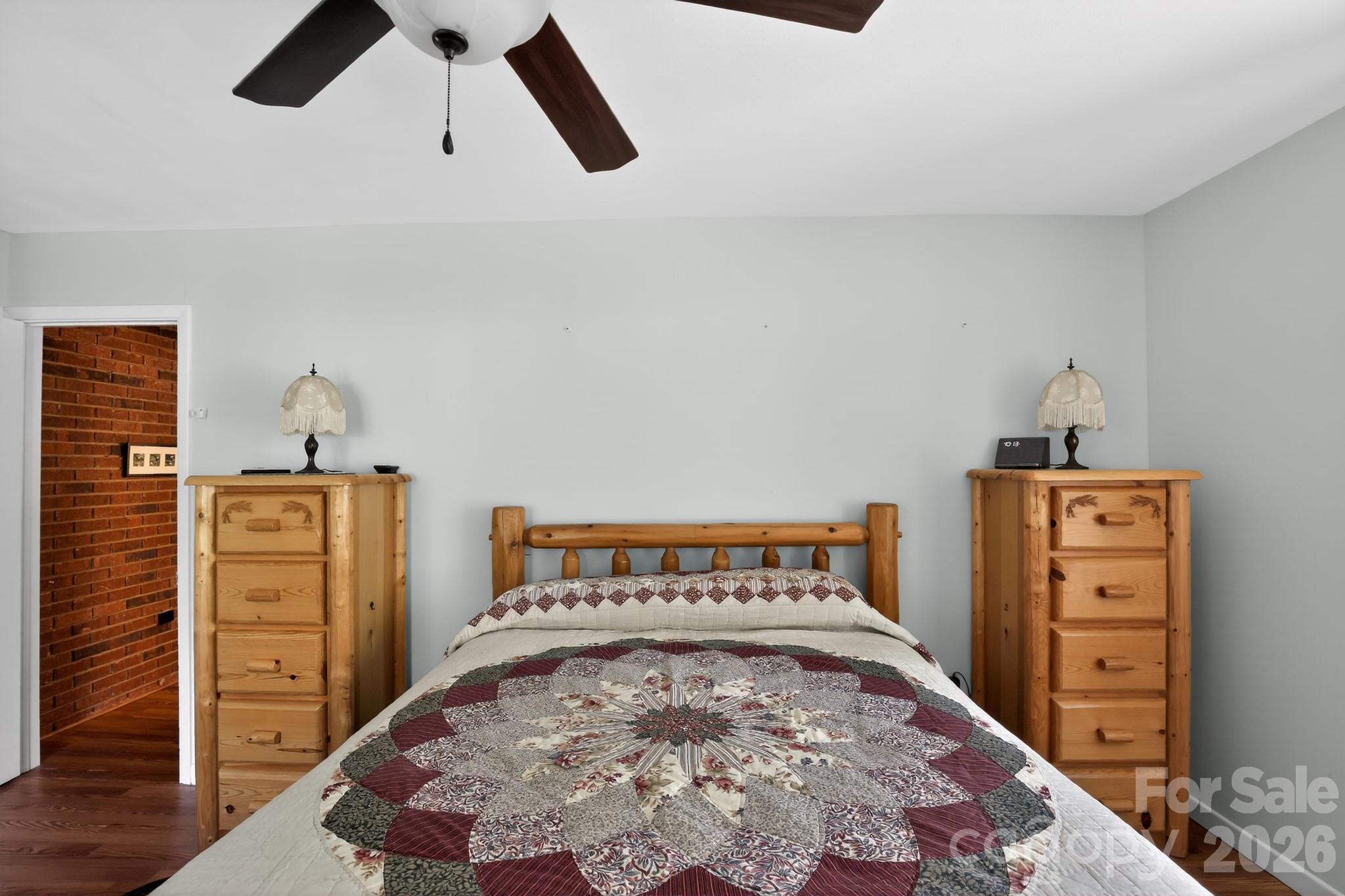 186 Catherine Drive — Columbus
