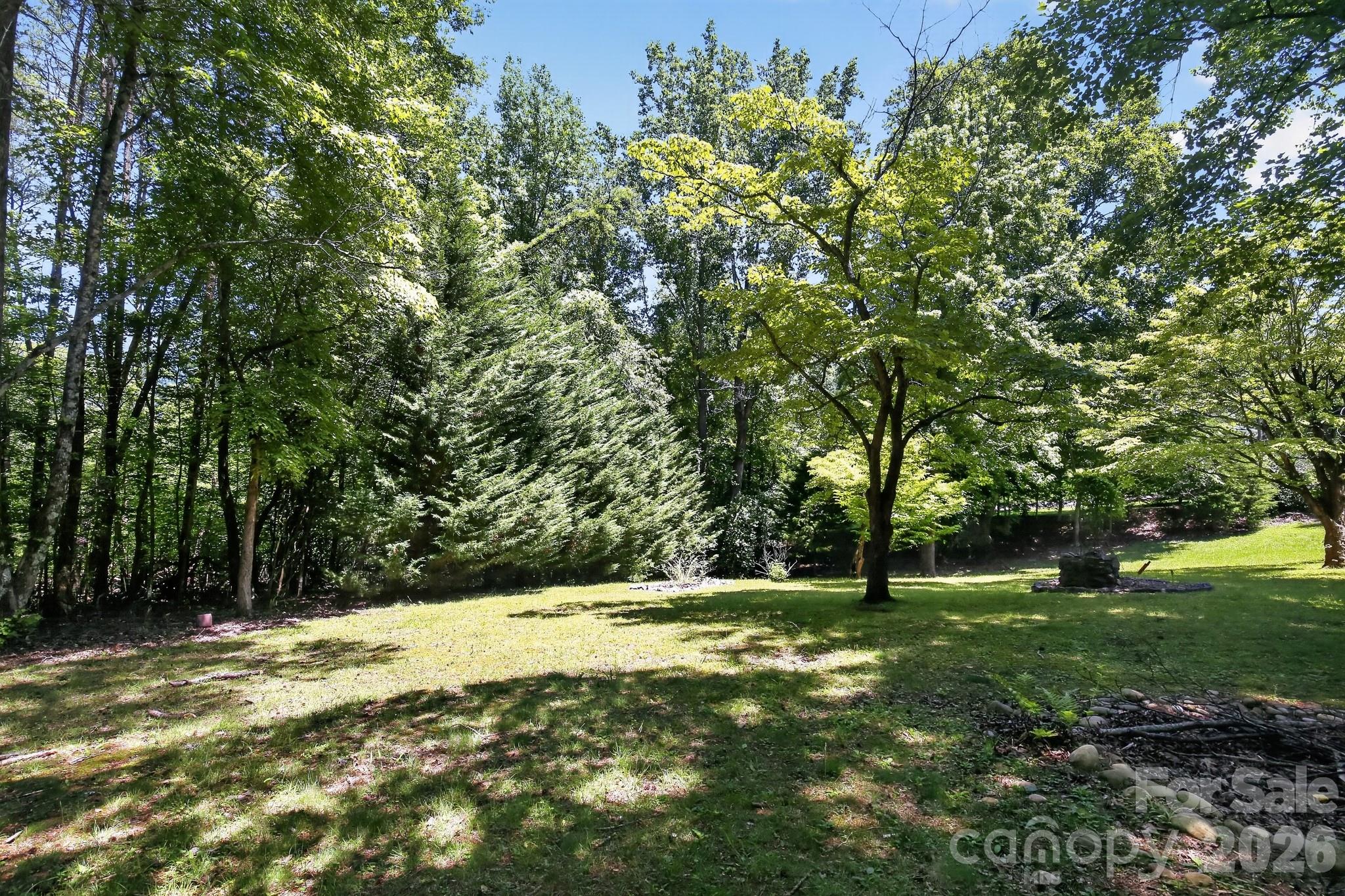 186 Catherine Drive — Columbus