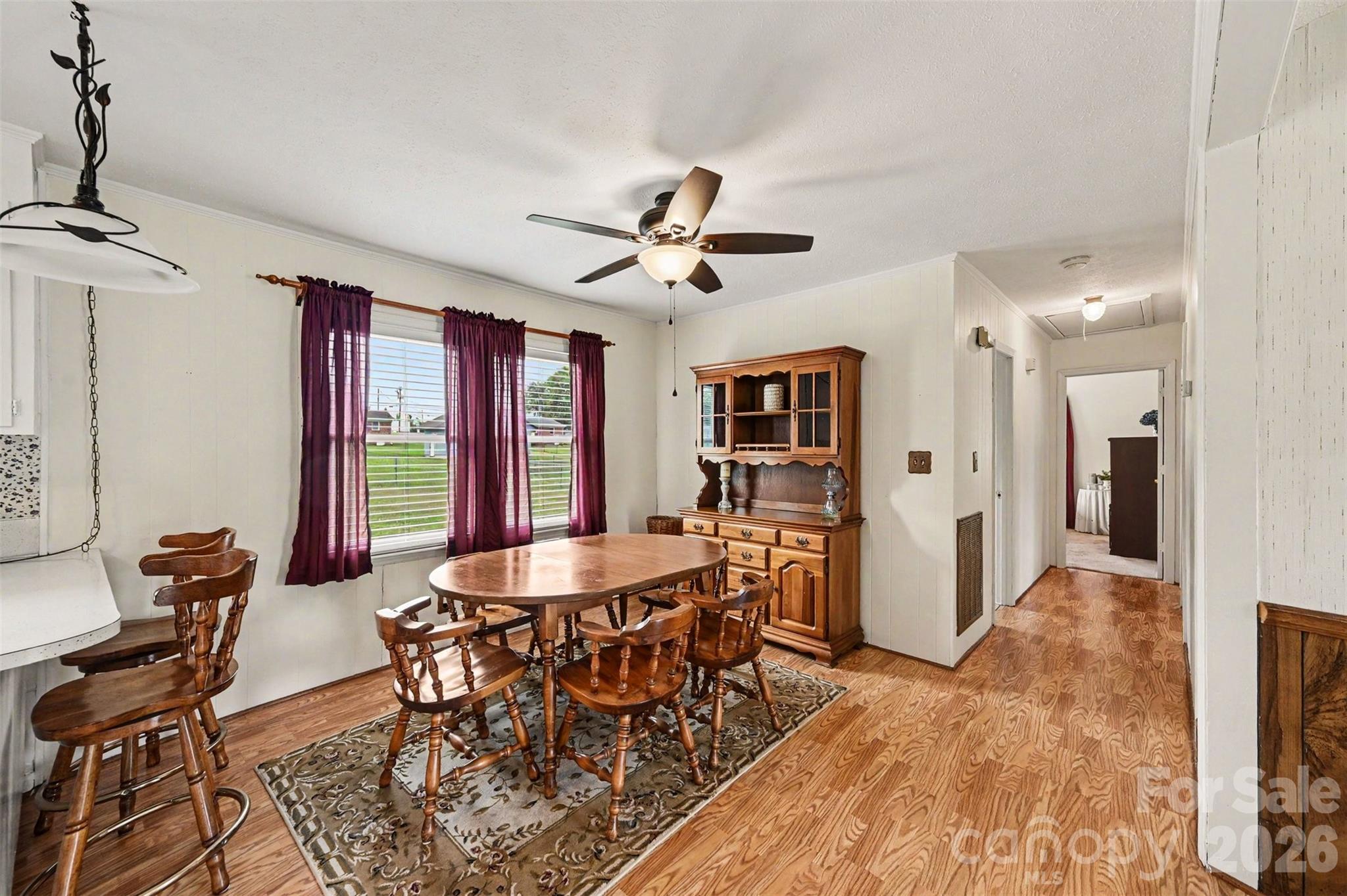 5111 Hawthorne Lane — Shelby