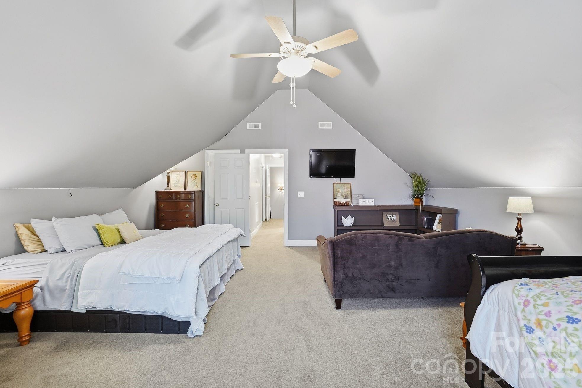 6717 Wesley Glen Drive — Waxhaw