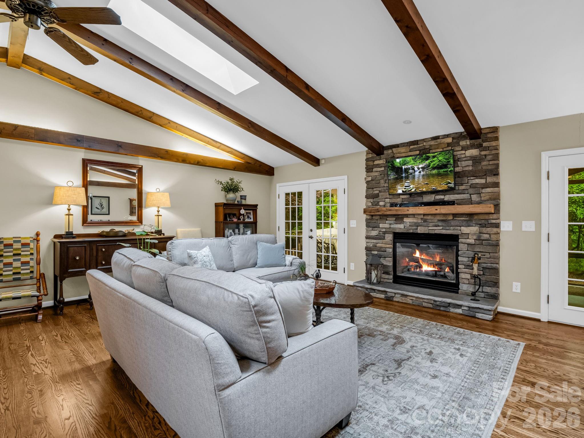 558 Middle Connestee Trail — Brevard