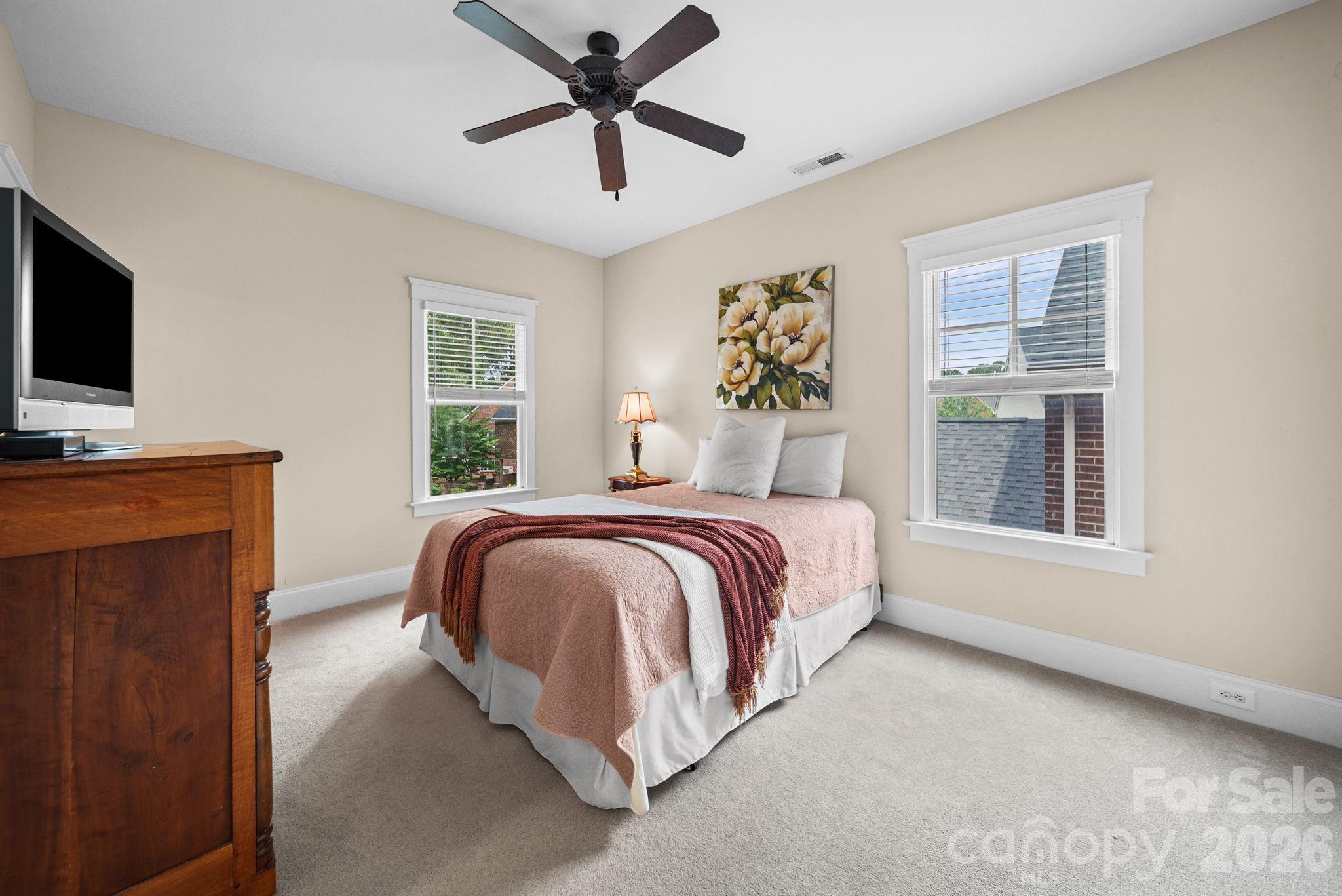 718 Kingsley Way — Belmont