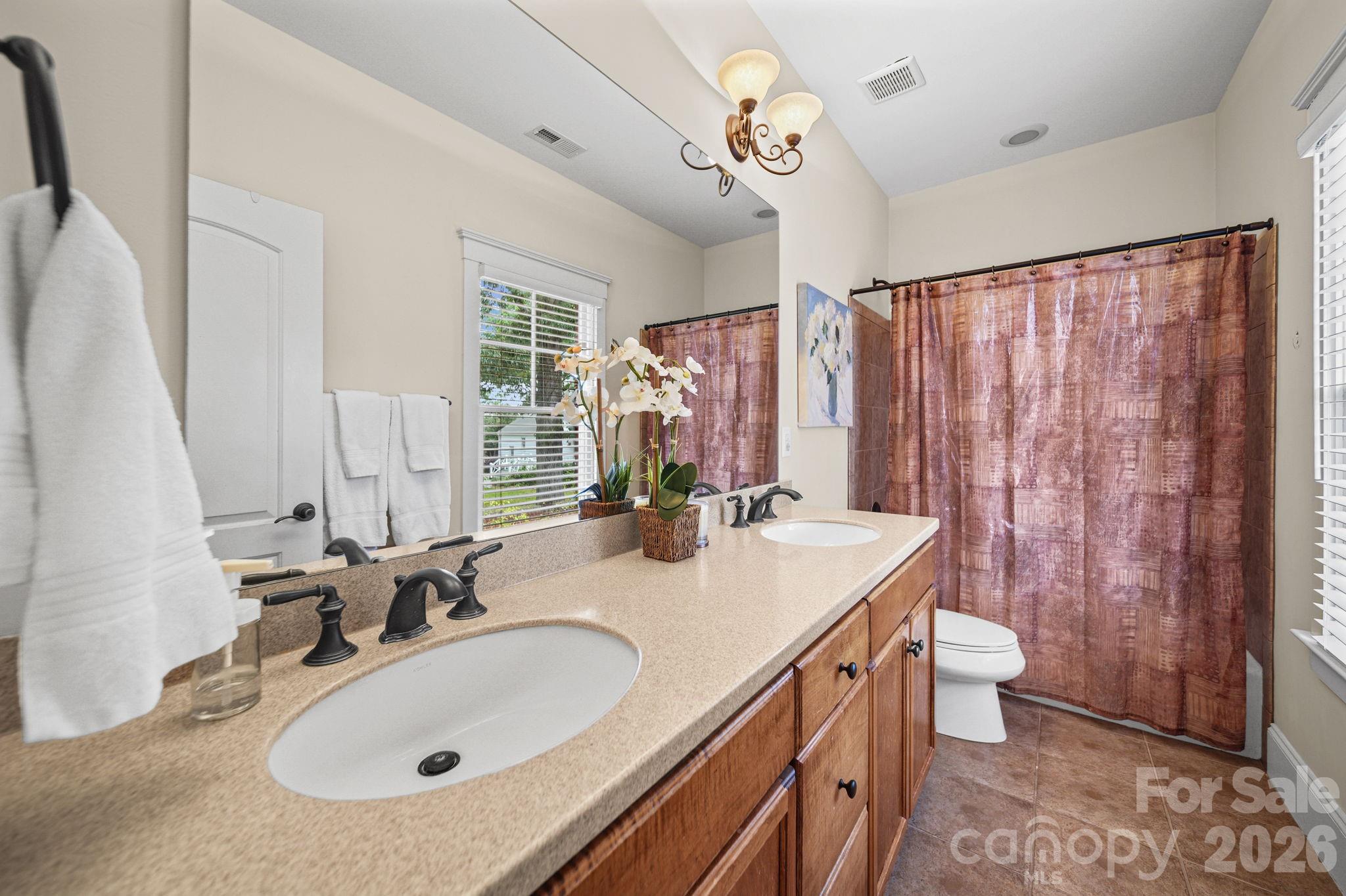 718 Kingsley Way — Belmont