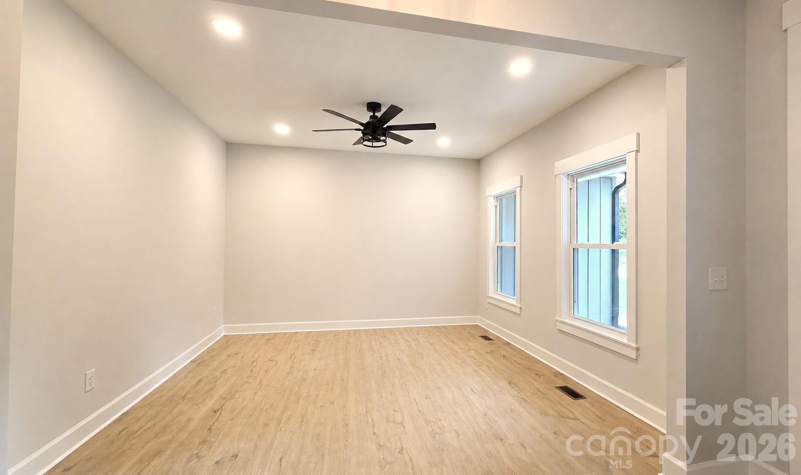 1065 Shawnee Trail — China Grove