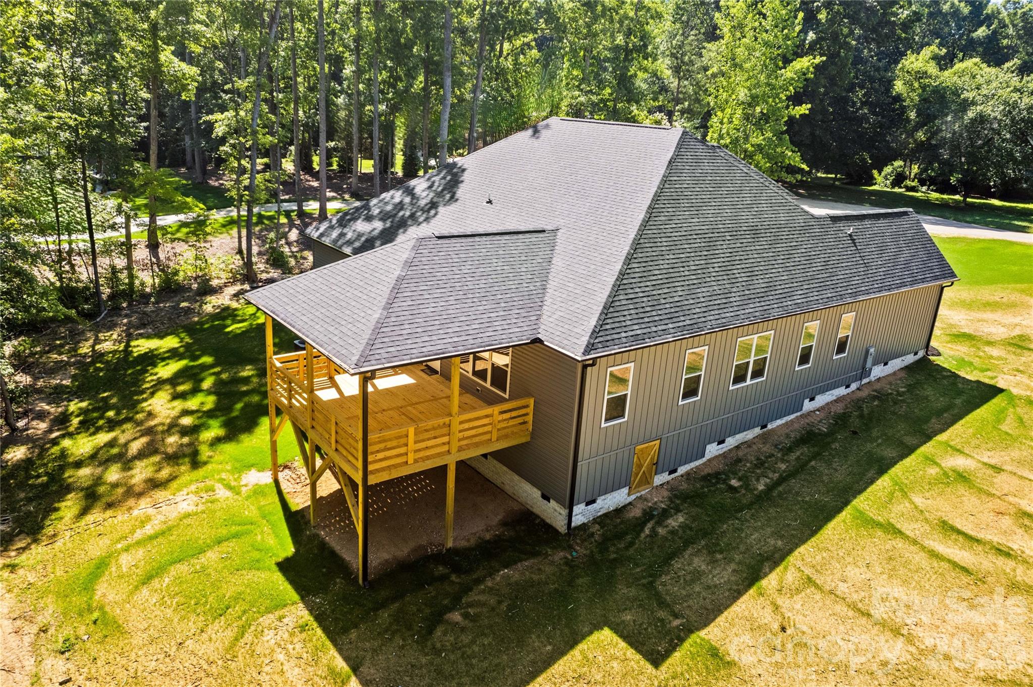 1065 Shawnee Trail — China Grove