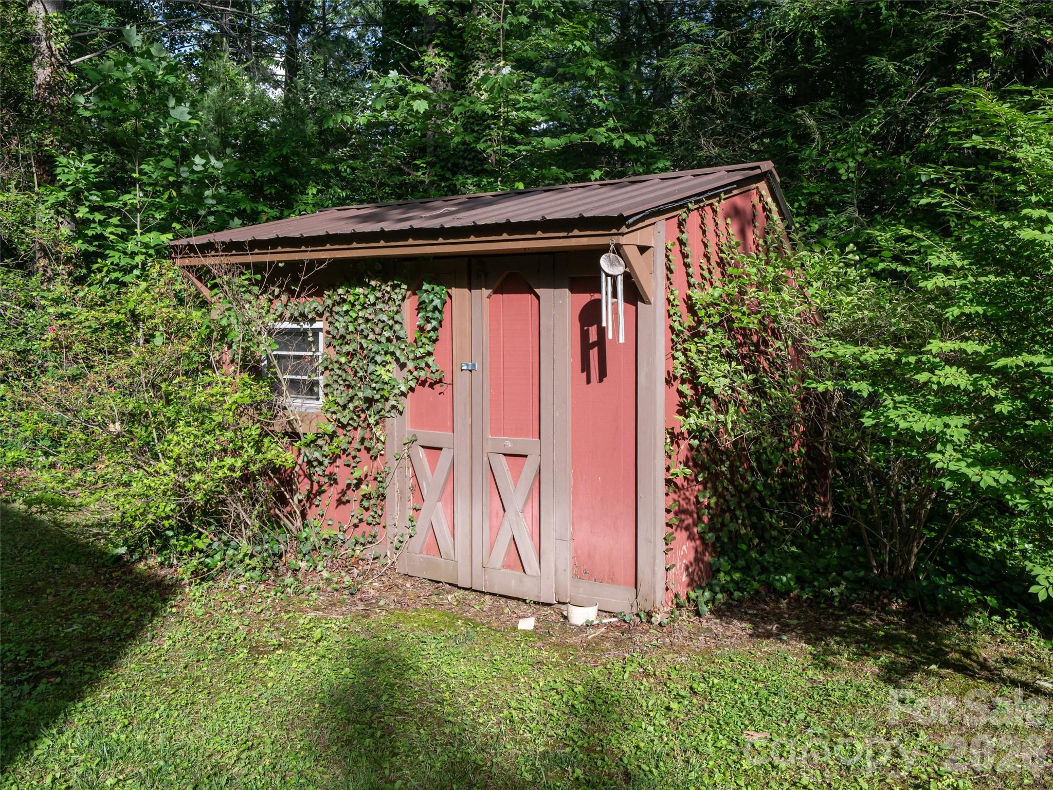 1 Oak Leaf Drive — Fletcher