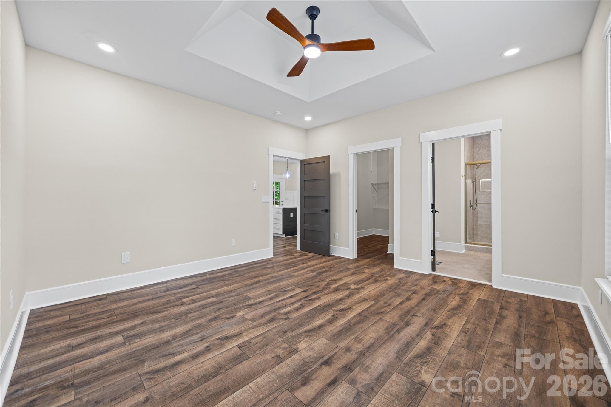 925 Loganberry Lane — York