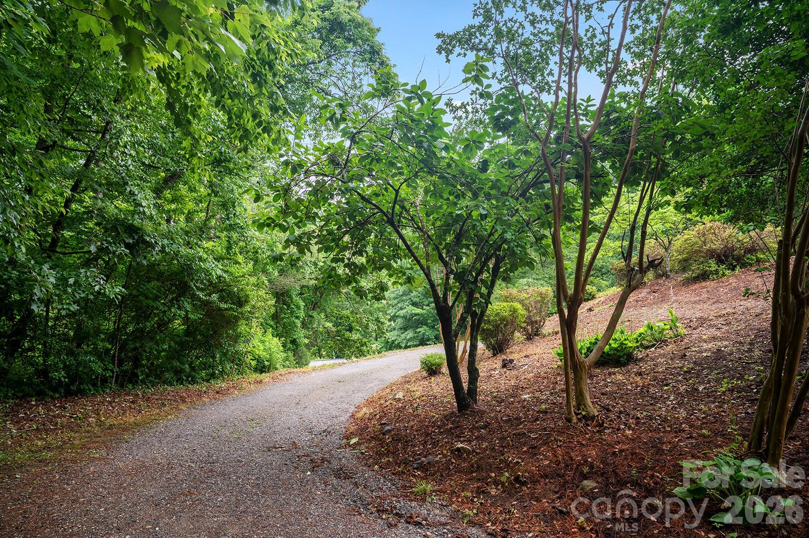 825 Gallimore Road — Flat Rock