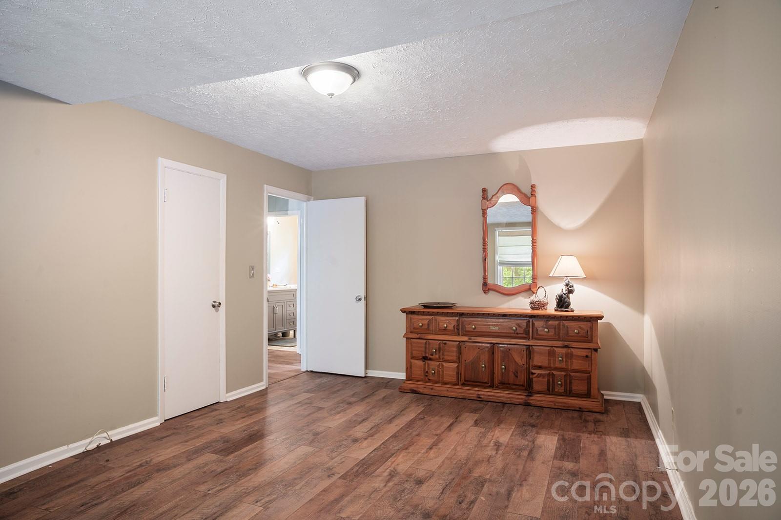 825 Gallimore Road — Flat Rock