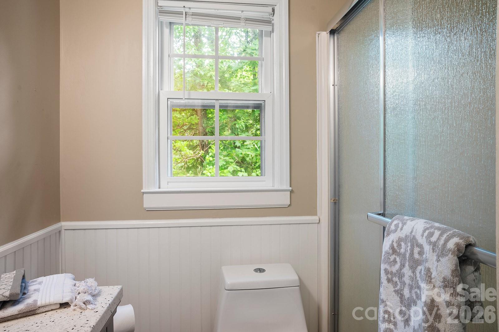 825 Gallimore Road — Flat Rock