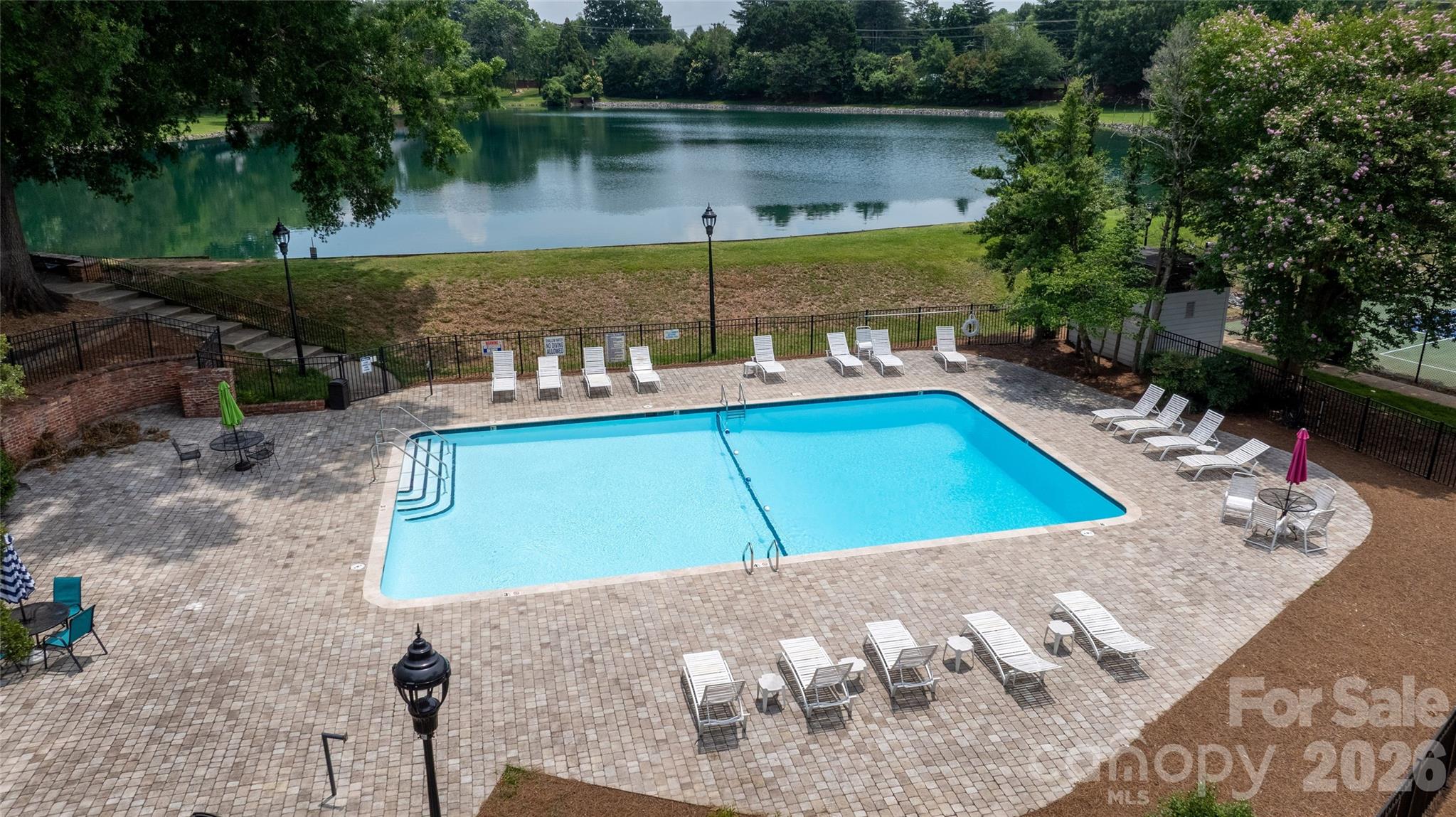 7226 Quail Meadow Lane — Charlotte