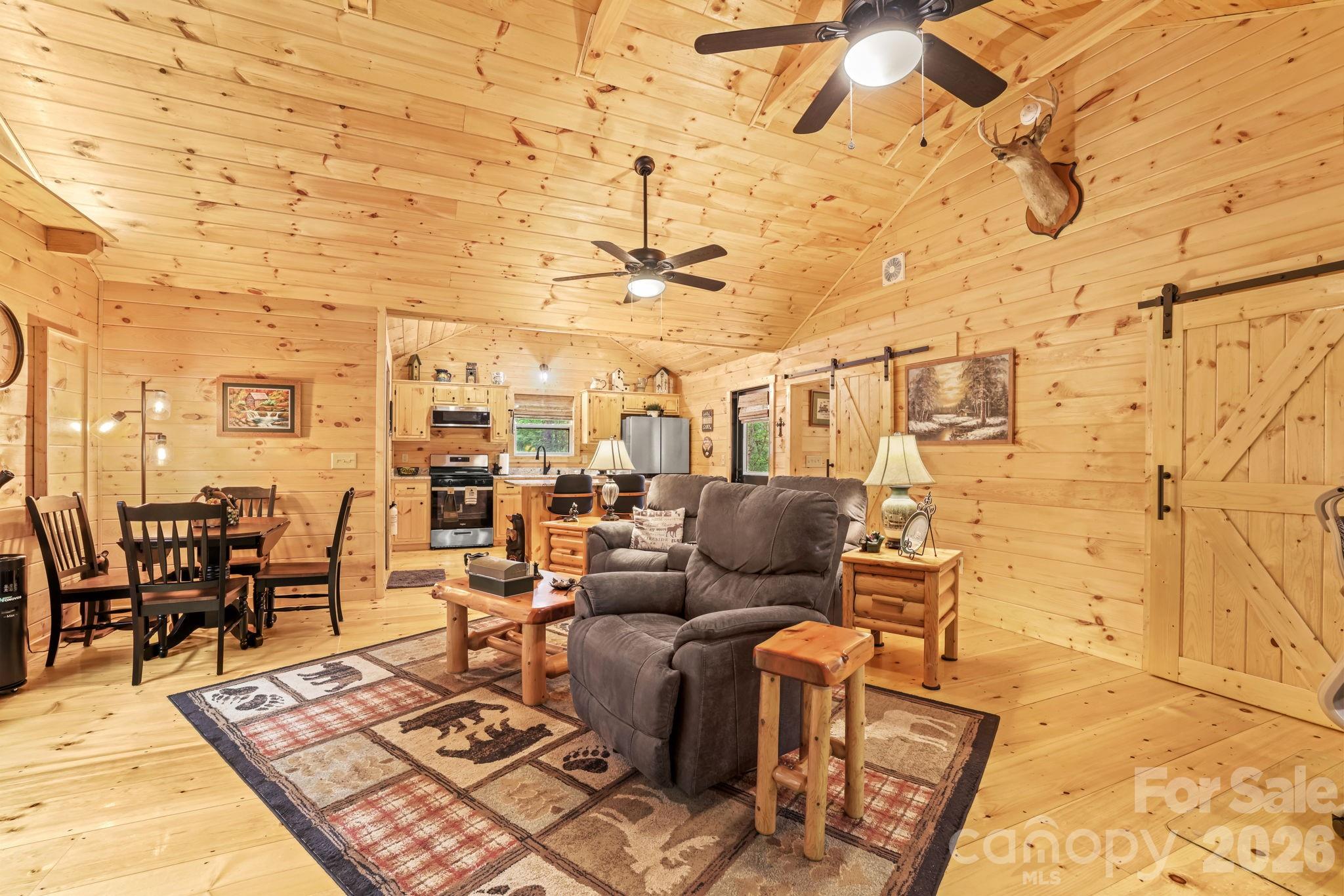 207 Bentley Cove — Murphy