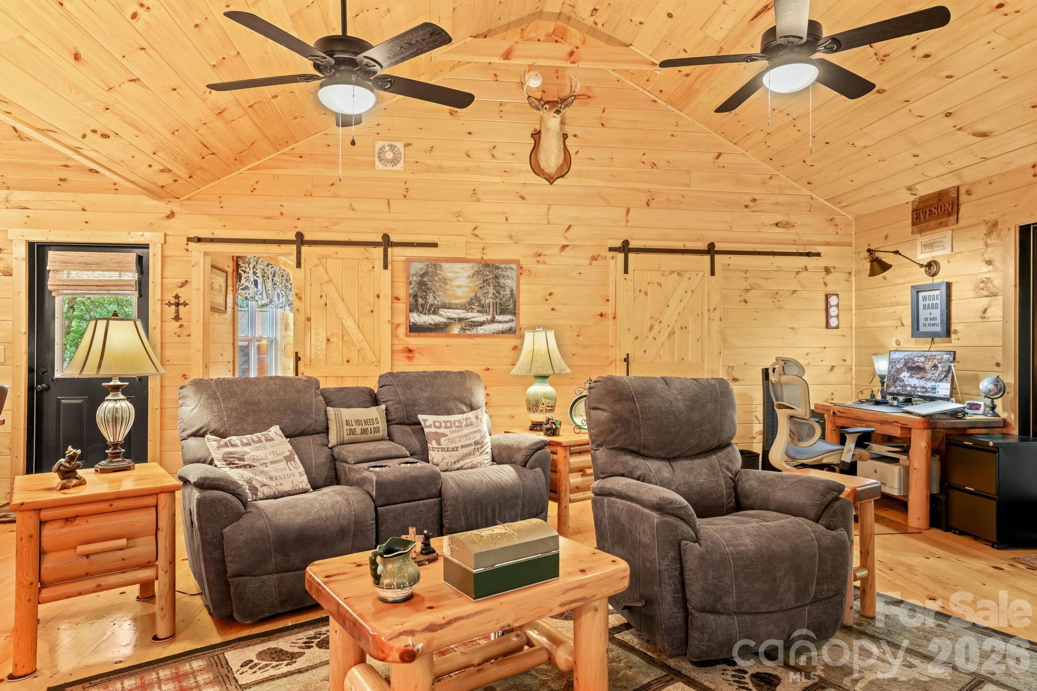 207 Bentley Cove — Murphy
