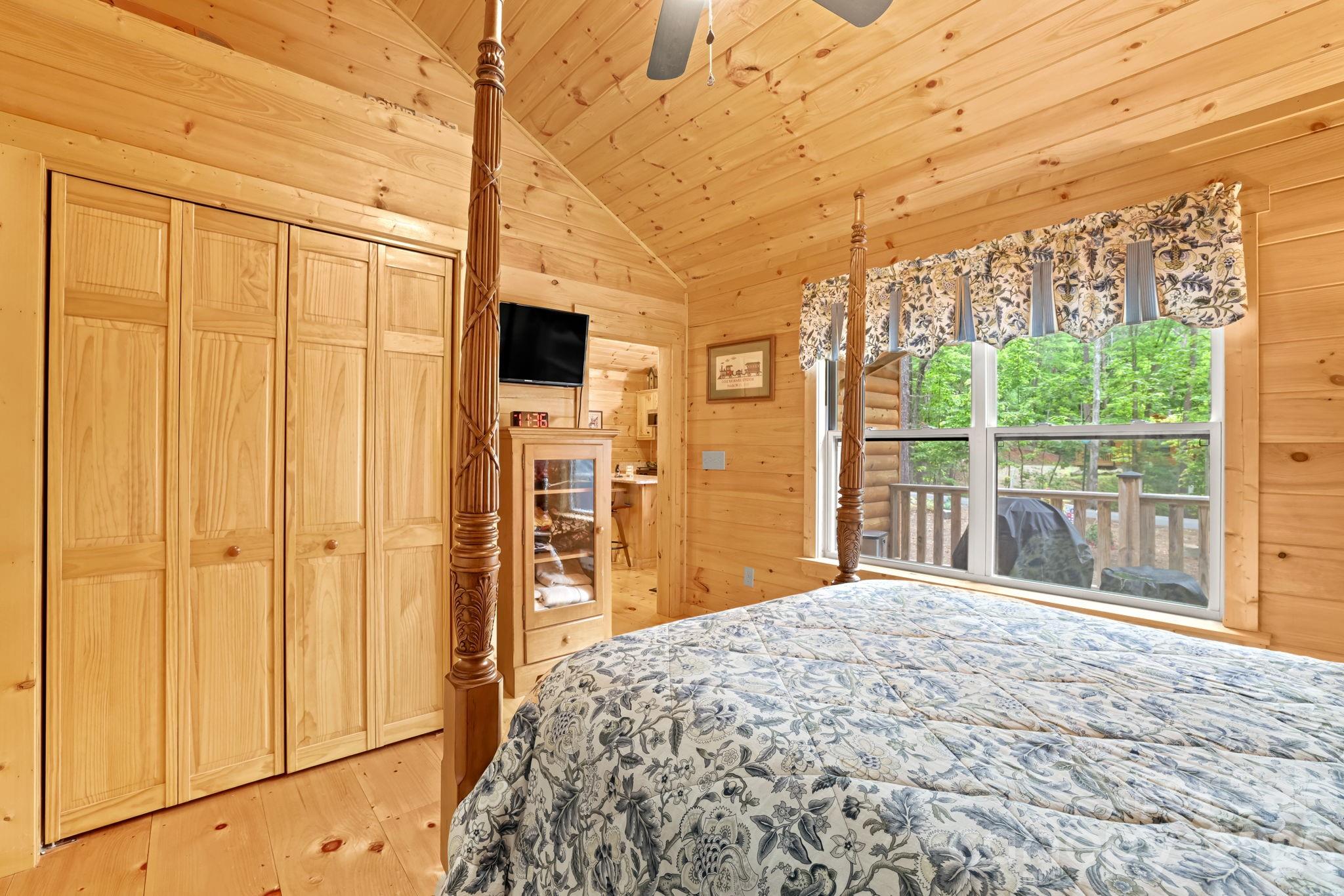 207 Bentley Cove — Murphy