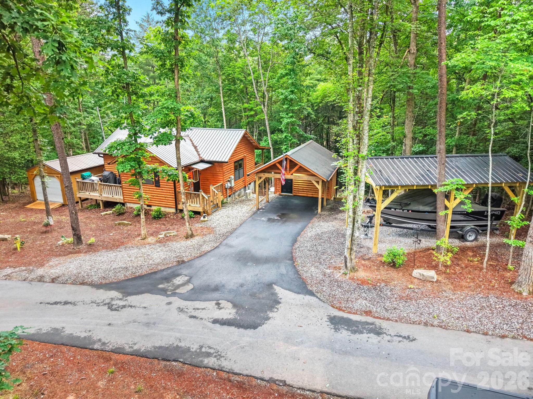 207 Bentley Cove — Murphy