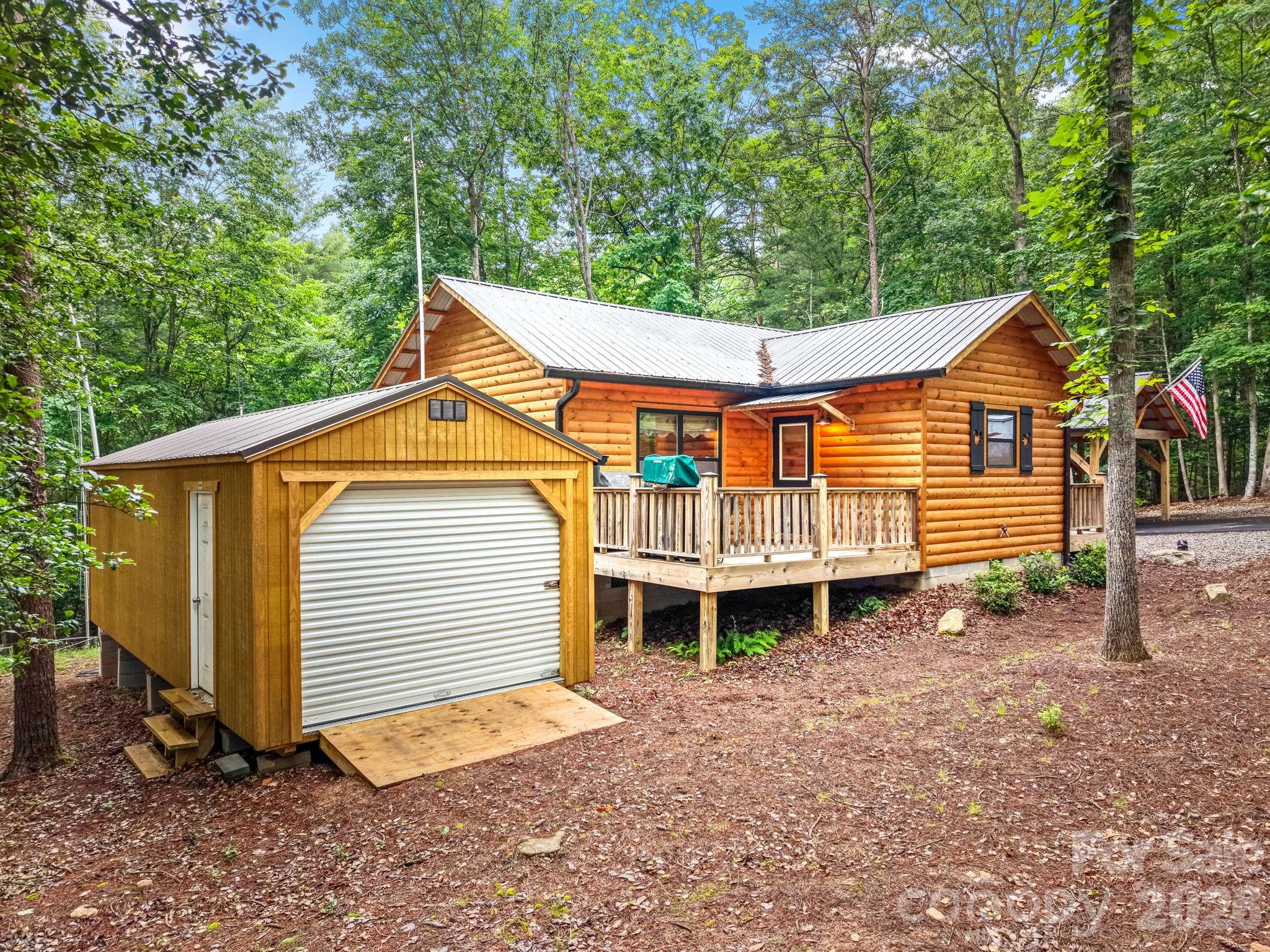 207 Bentley Cove — Murphy