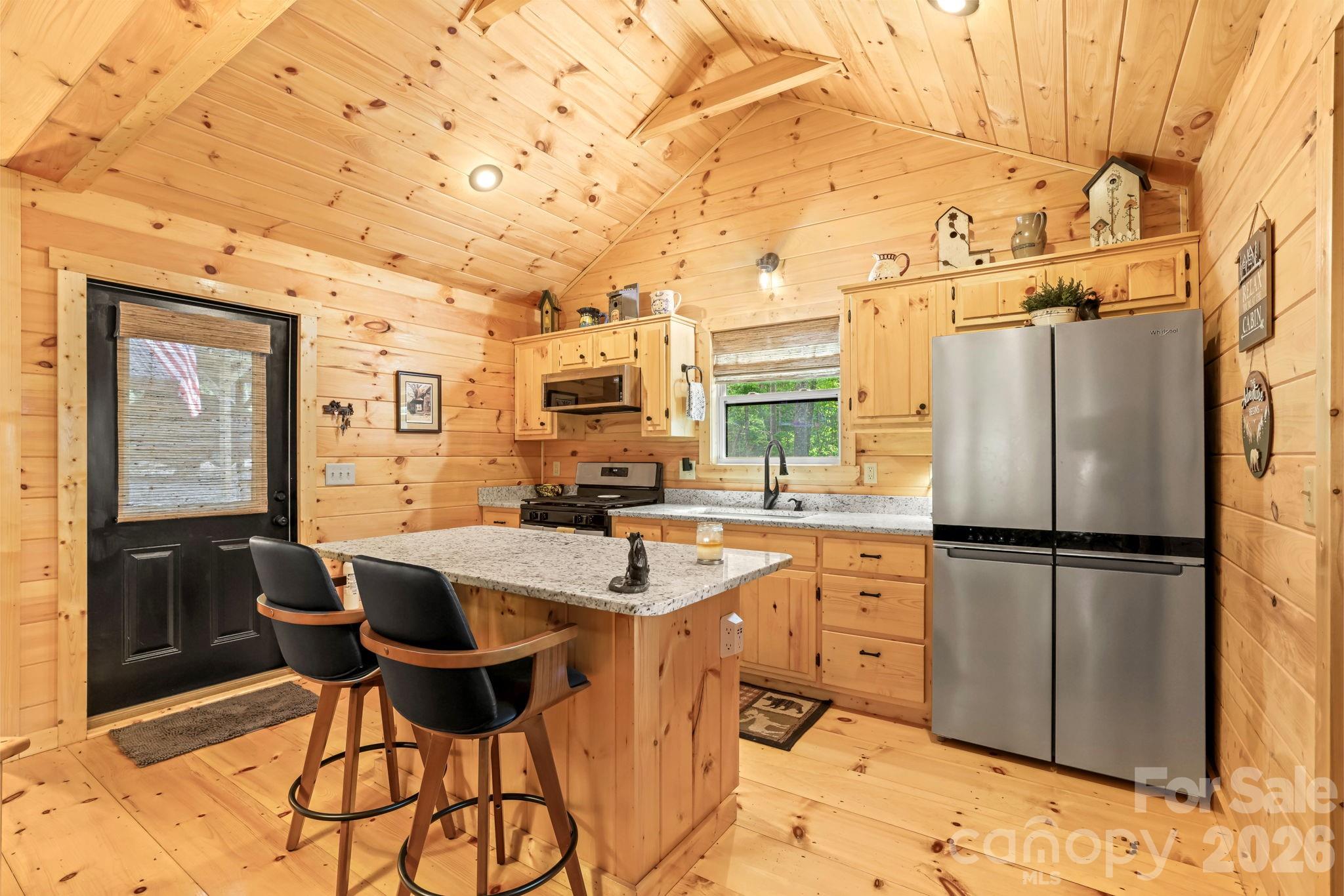 207 Bentley Cove — Murphy