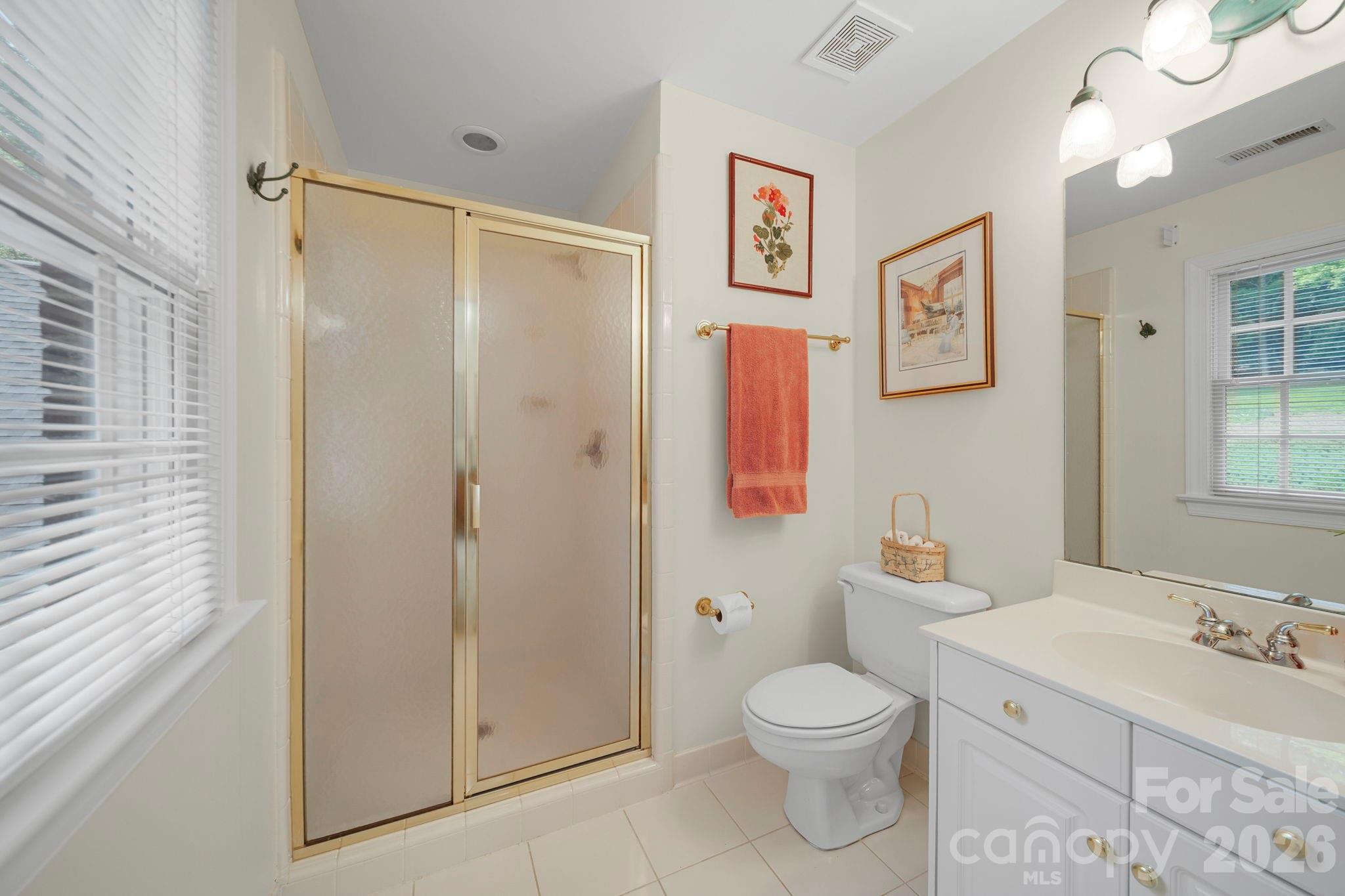 512 Stuart Ridge — Cramerton