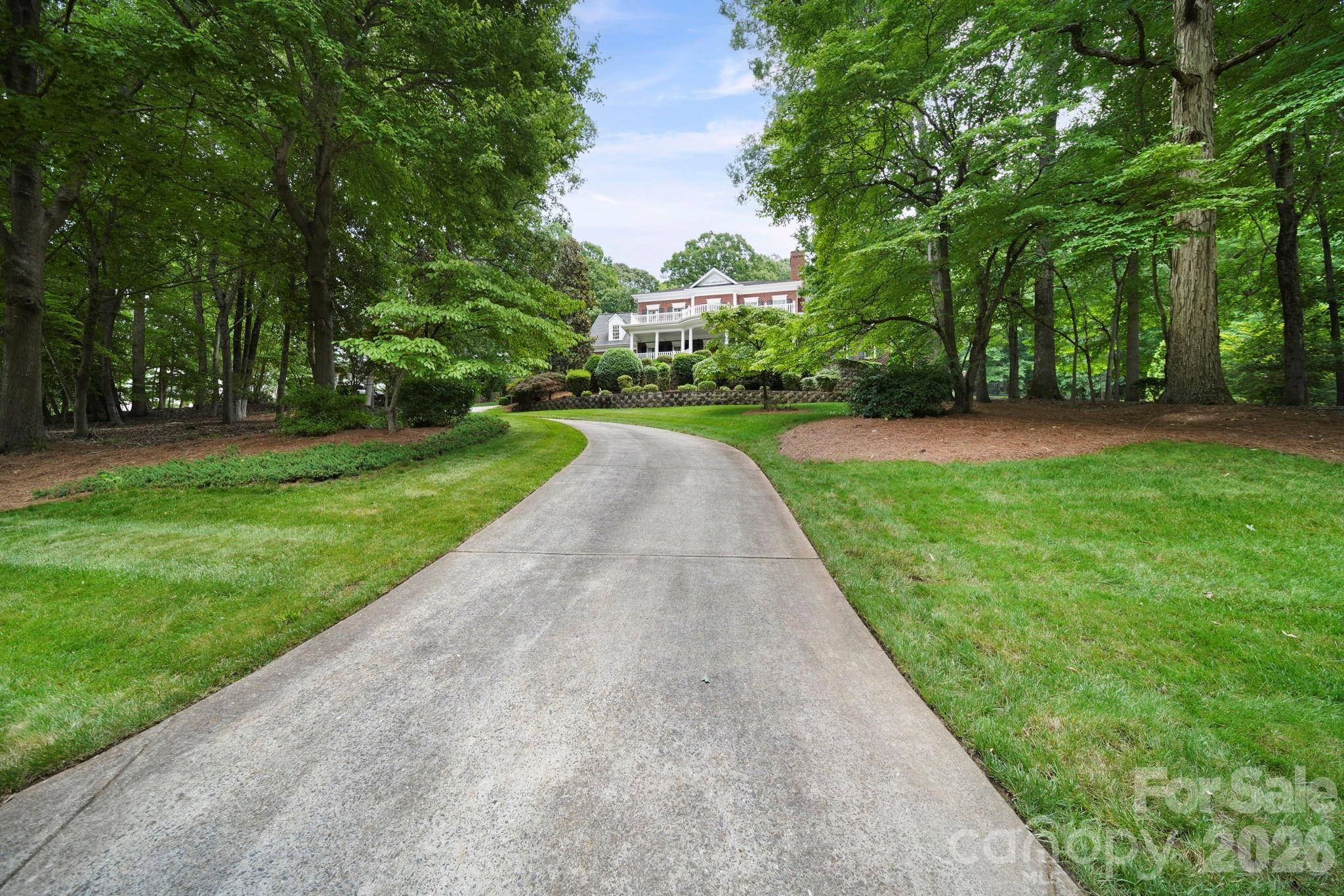 512 Stuart Ridge — Cramerton