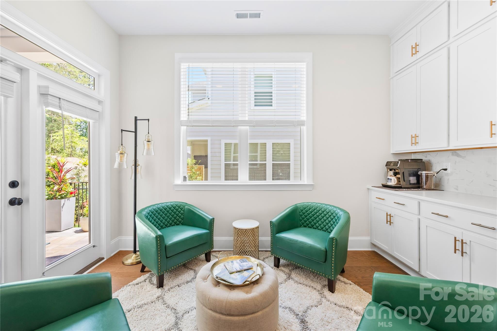 1368 Cedardale Lane — Denver