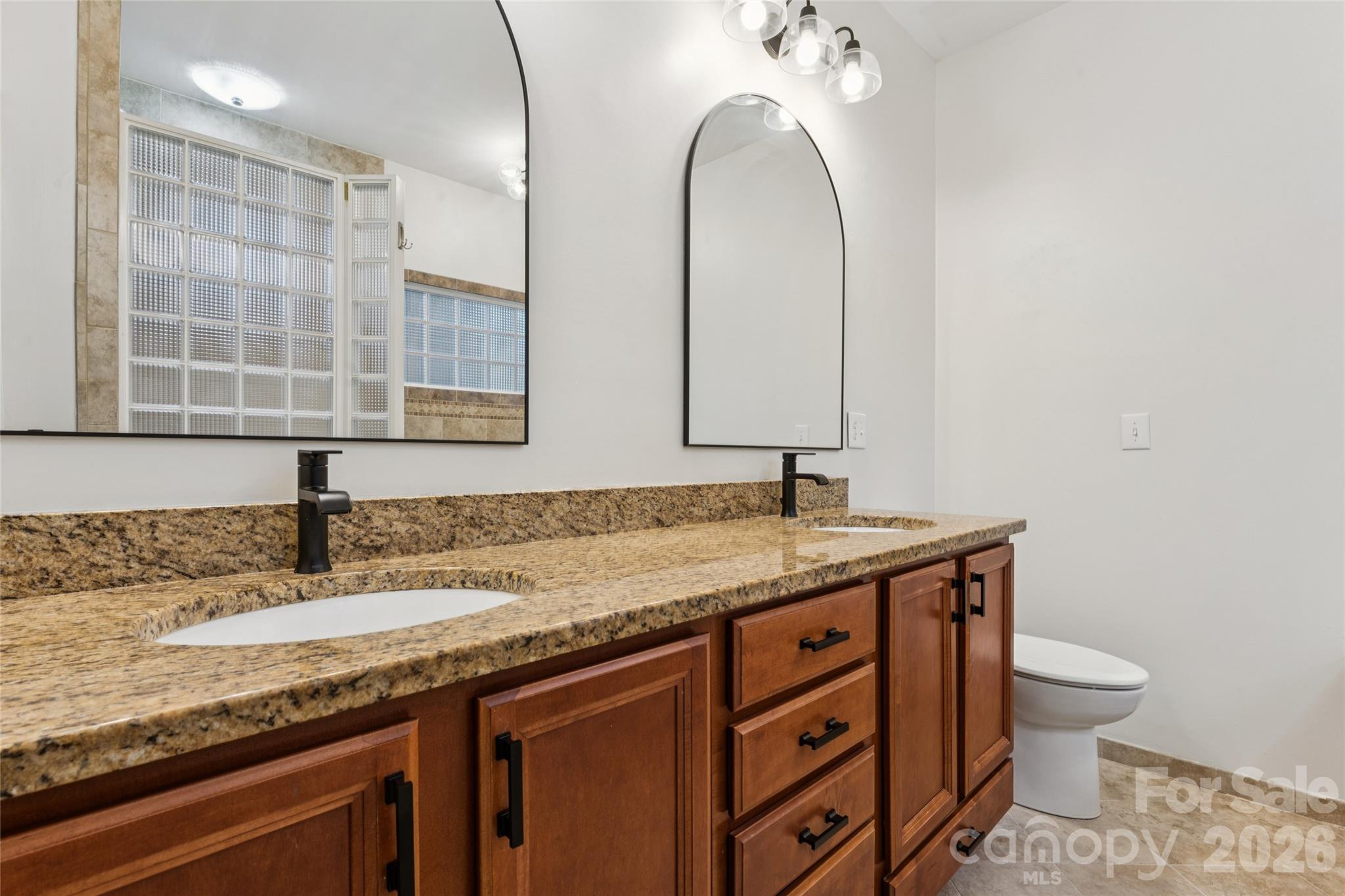 11627 Knightsdale Drive — Charlotte