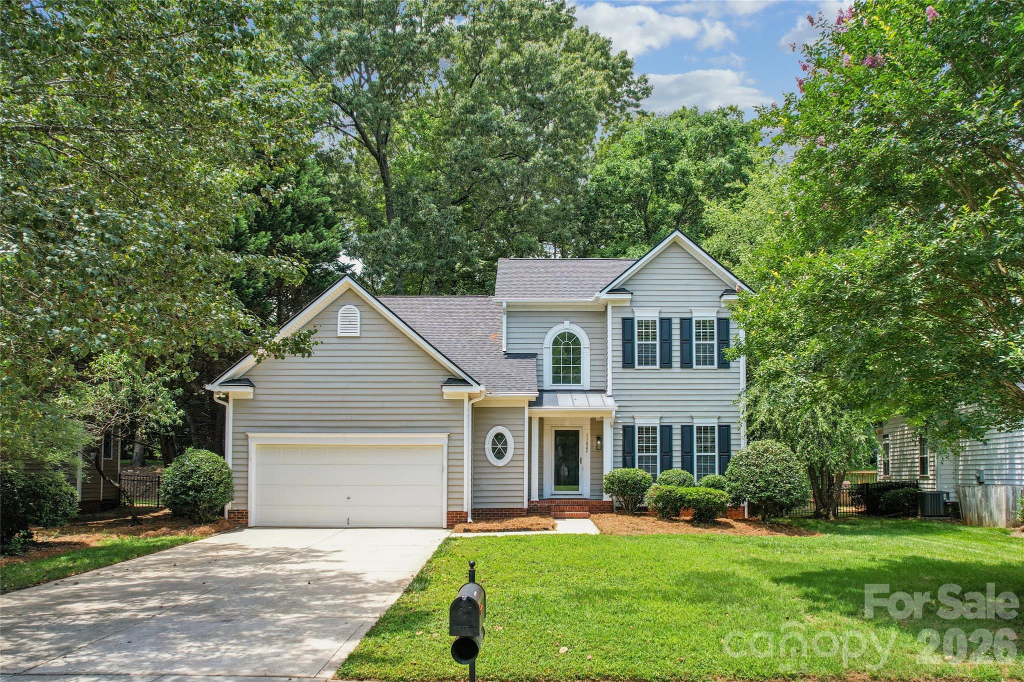 11627 Knightsdale Drive — Charlotte