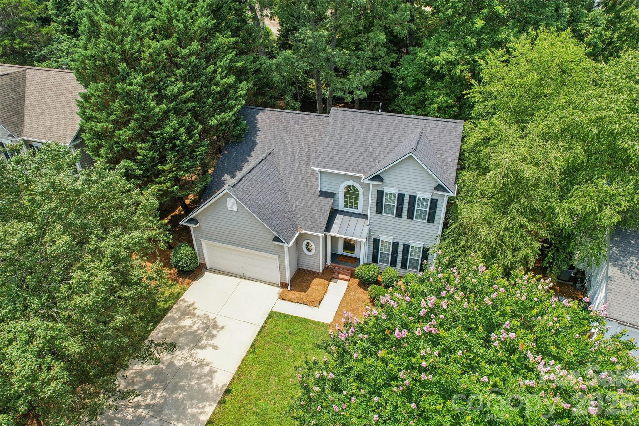 11627 Knightsdale Drive — Charlotte