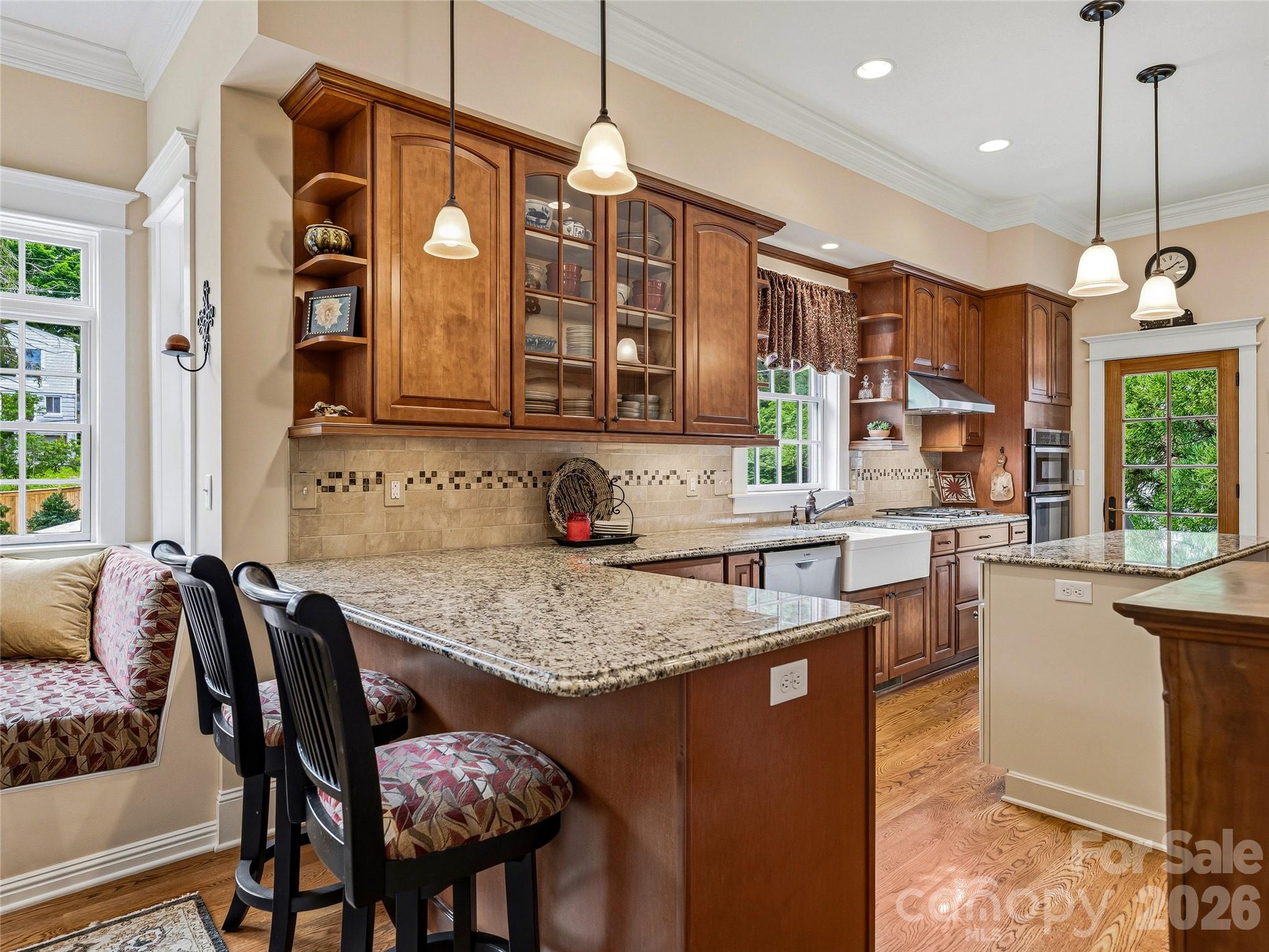 76 Edgelawn Road — Asheville