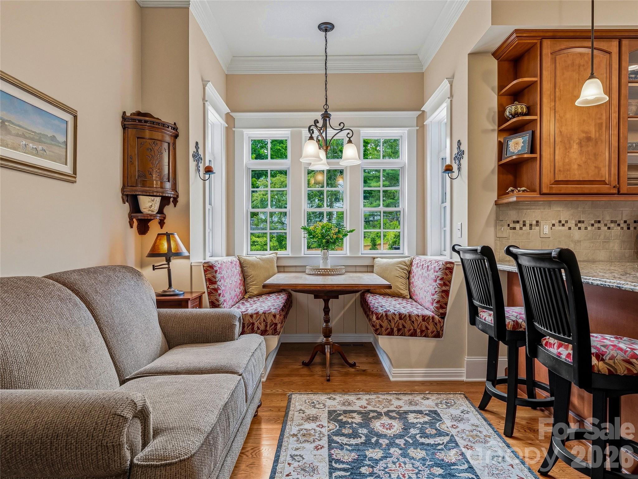 76 Edgelawn Road — Asheville