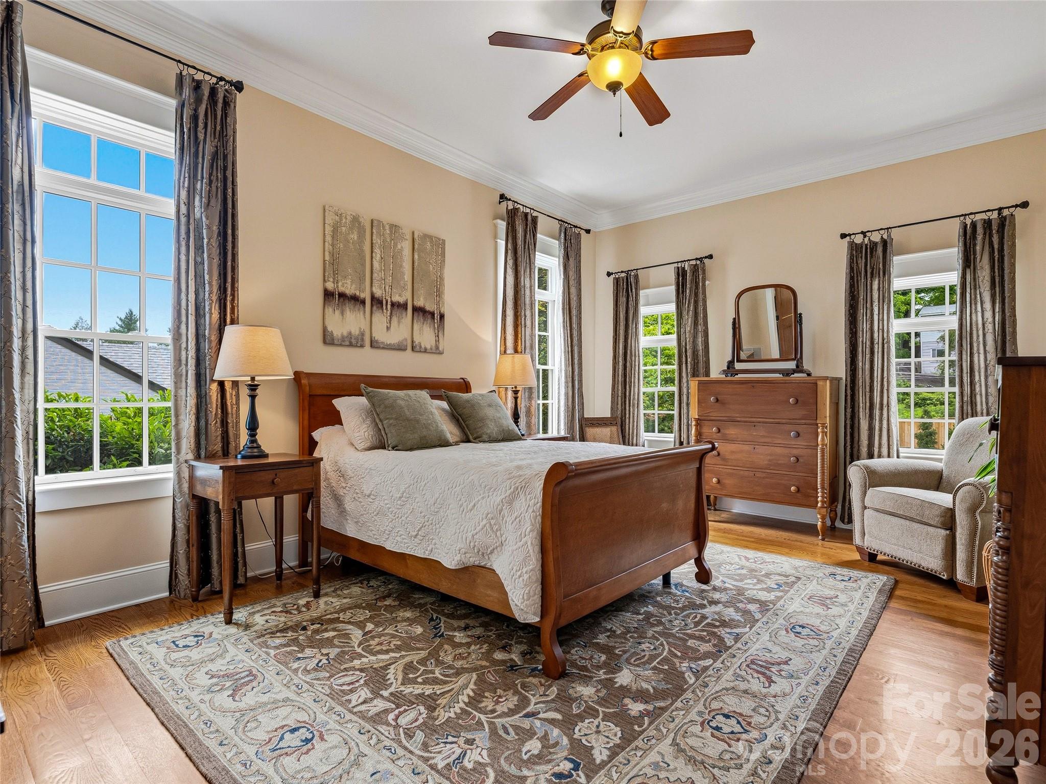 76 Edgelawn Road — Asheville