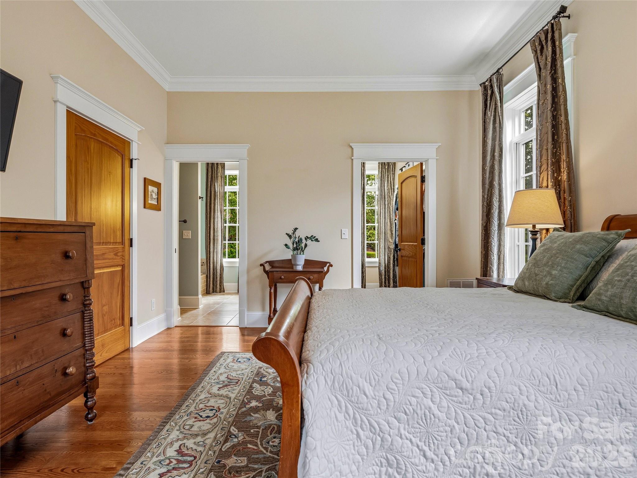 76 Edgelawn Road — Asheville