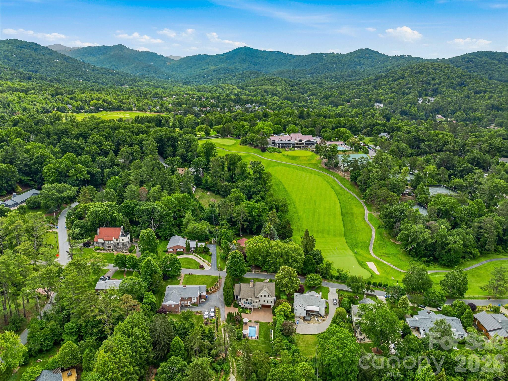76 Edgelawn Road — Asheville