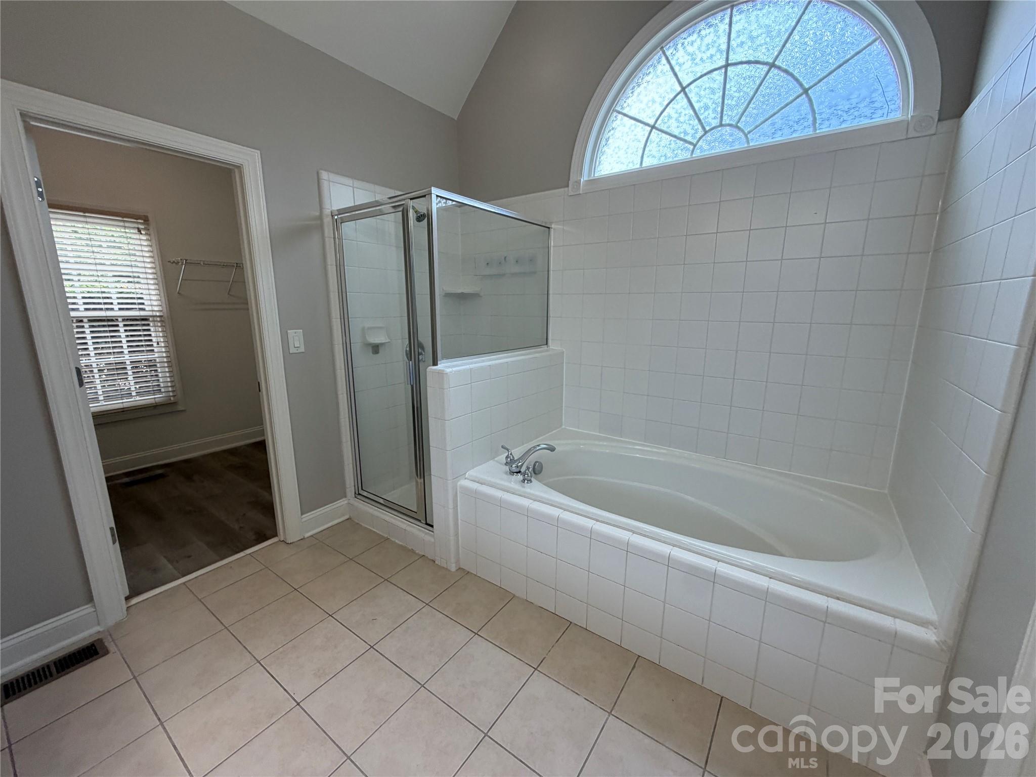 1332 Bershire Lane — Charlotte