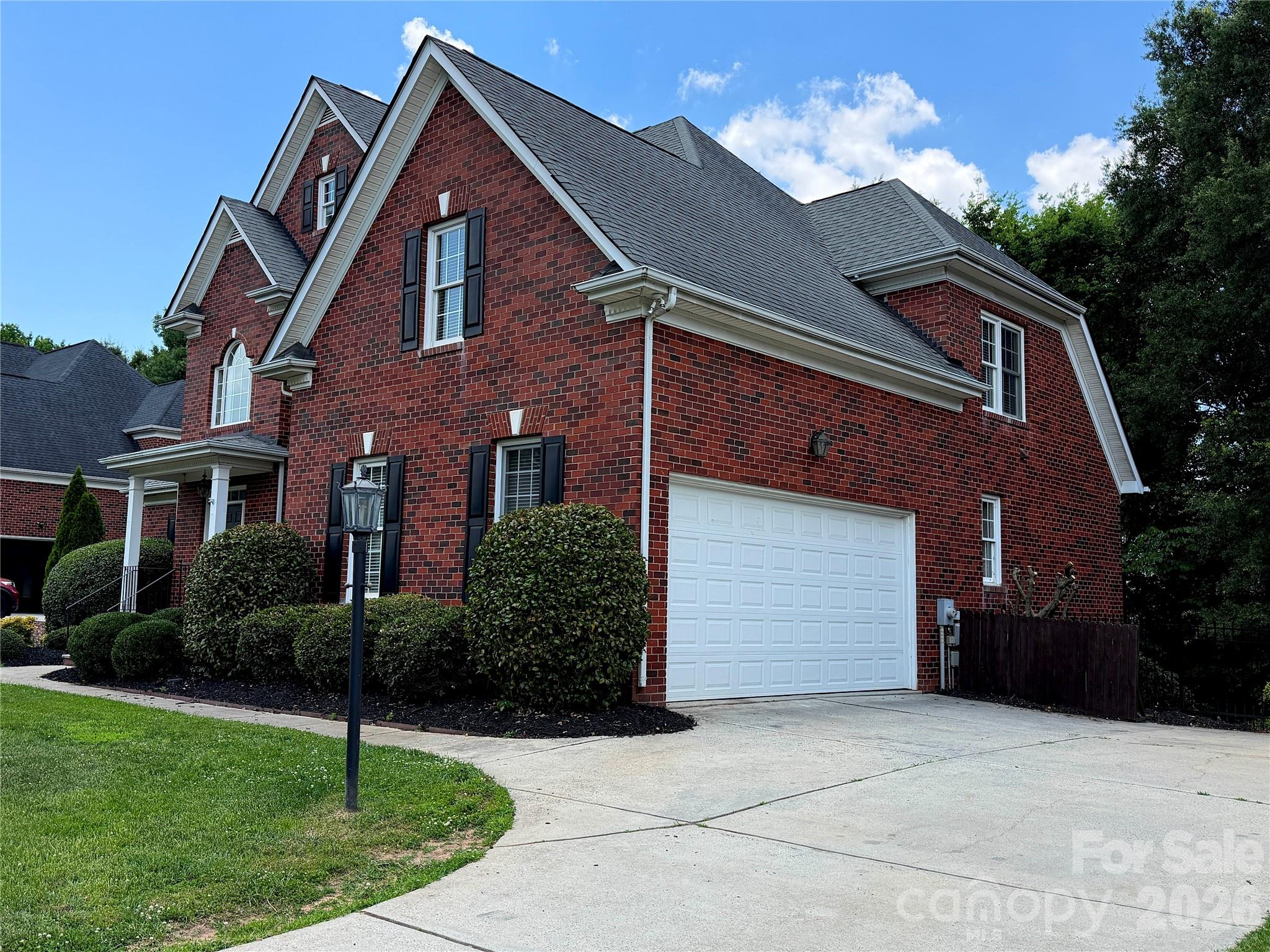1332 Bershire Lane — Charlotte