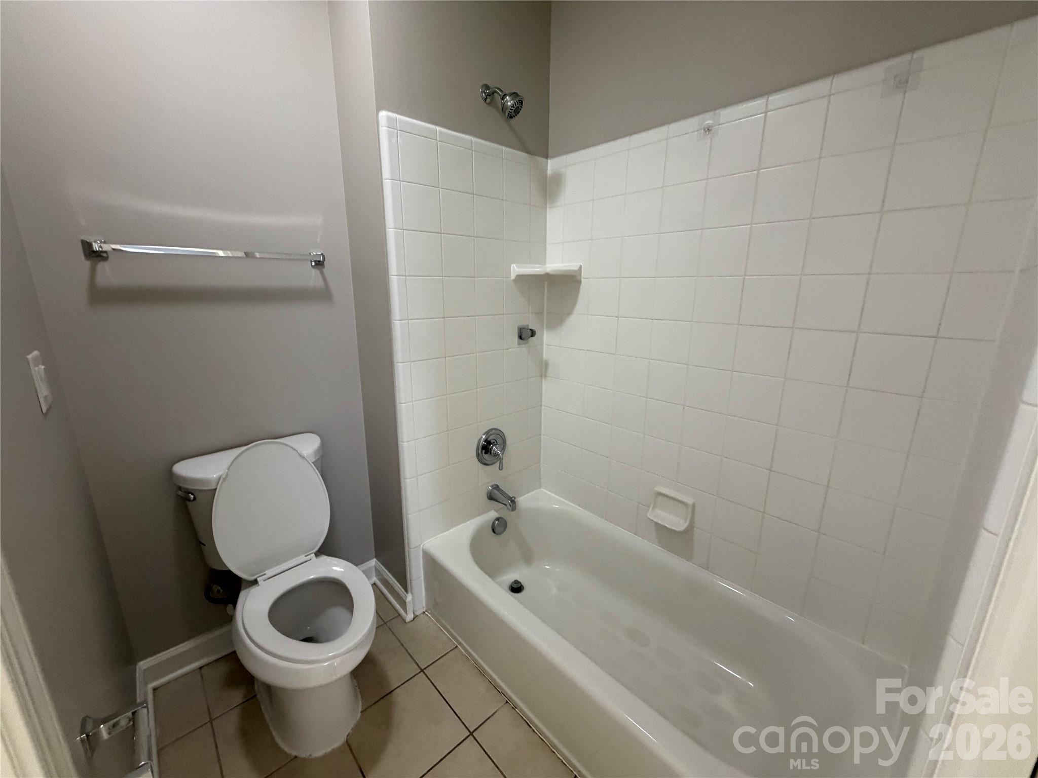1332 Bershire Lane — Charlotte