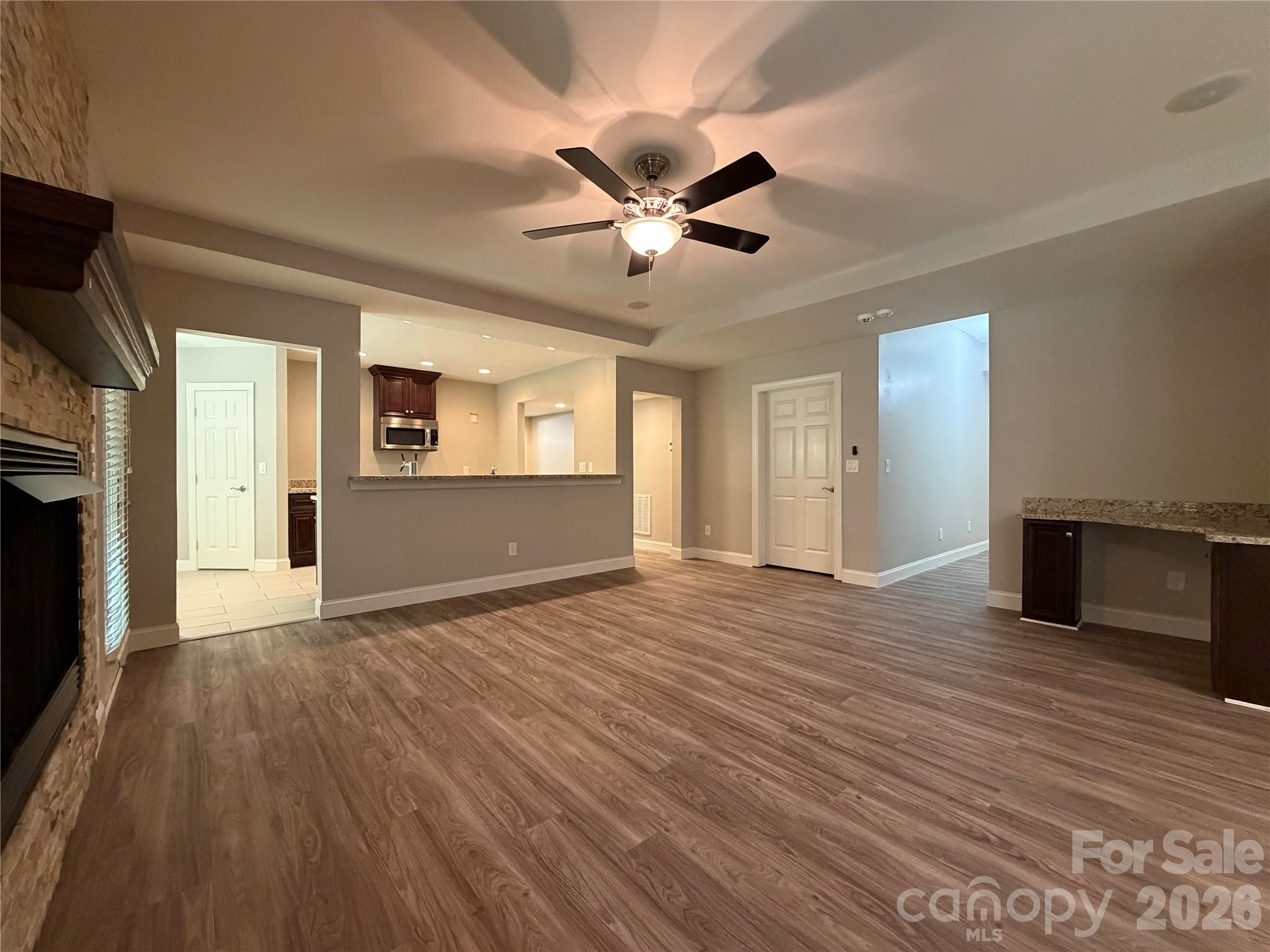 1332 Bershire Lane — Charlotte