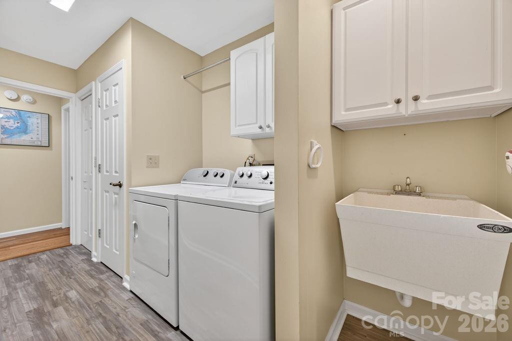 1820 Riverview Court — Hendersonville