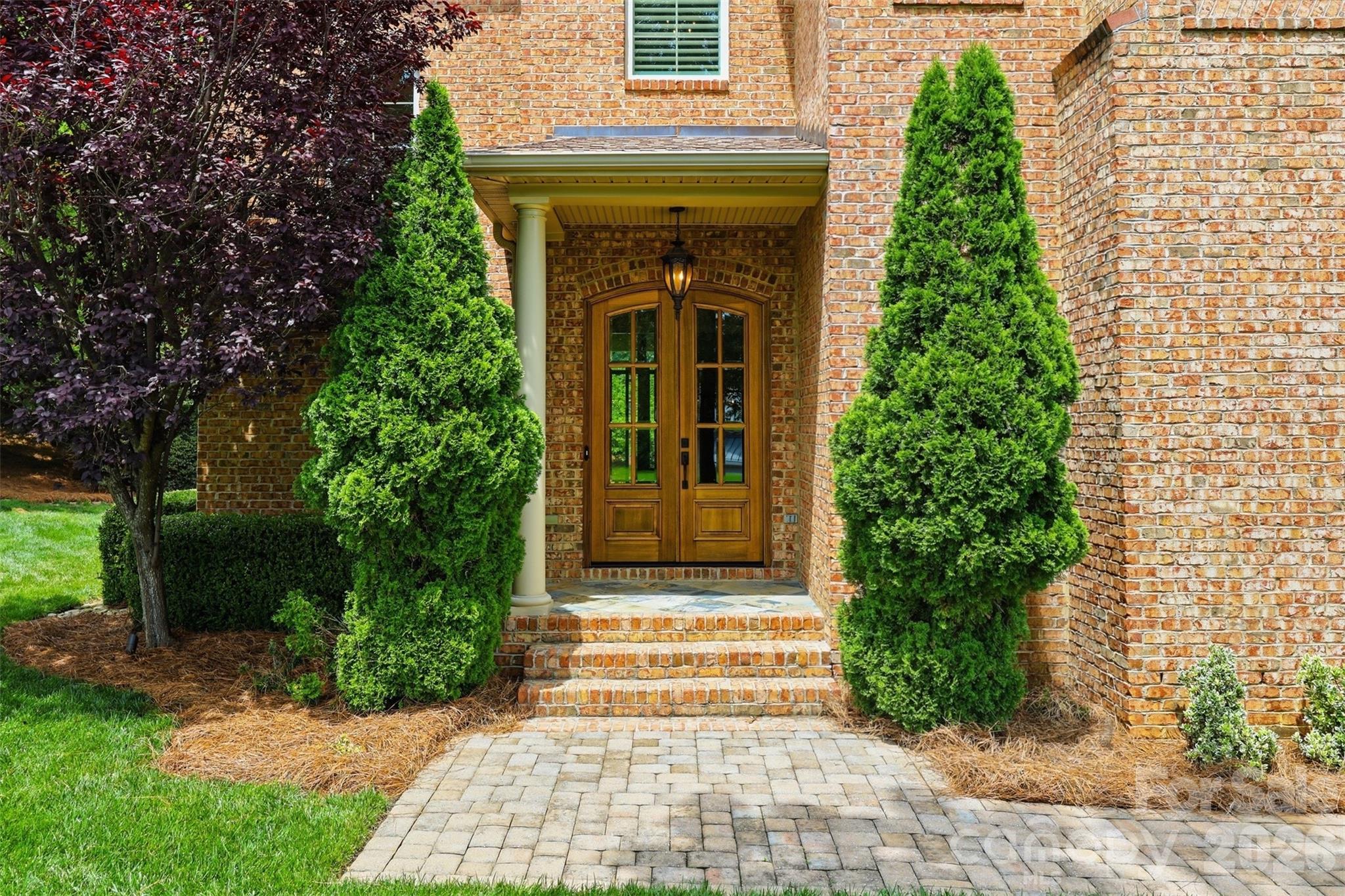 3531 Aqua Point Drive — York