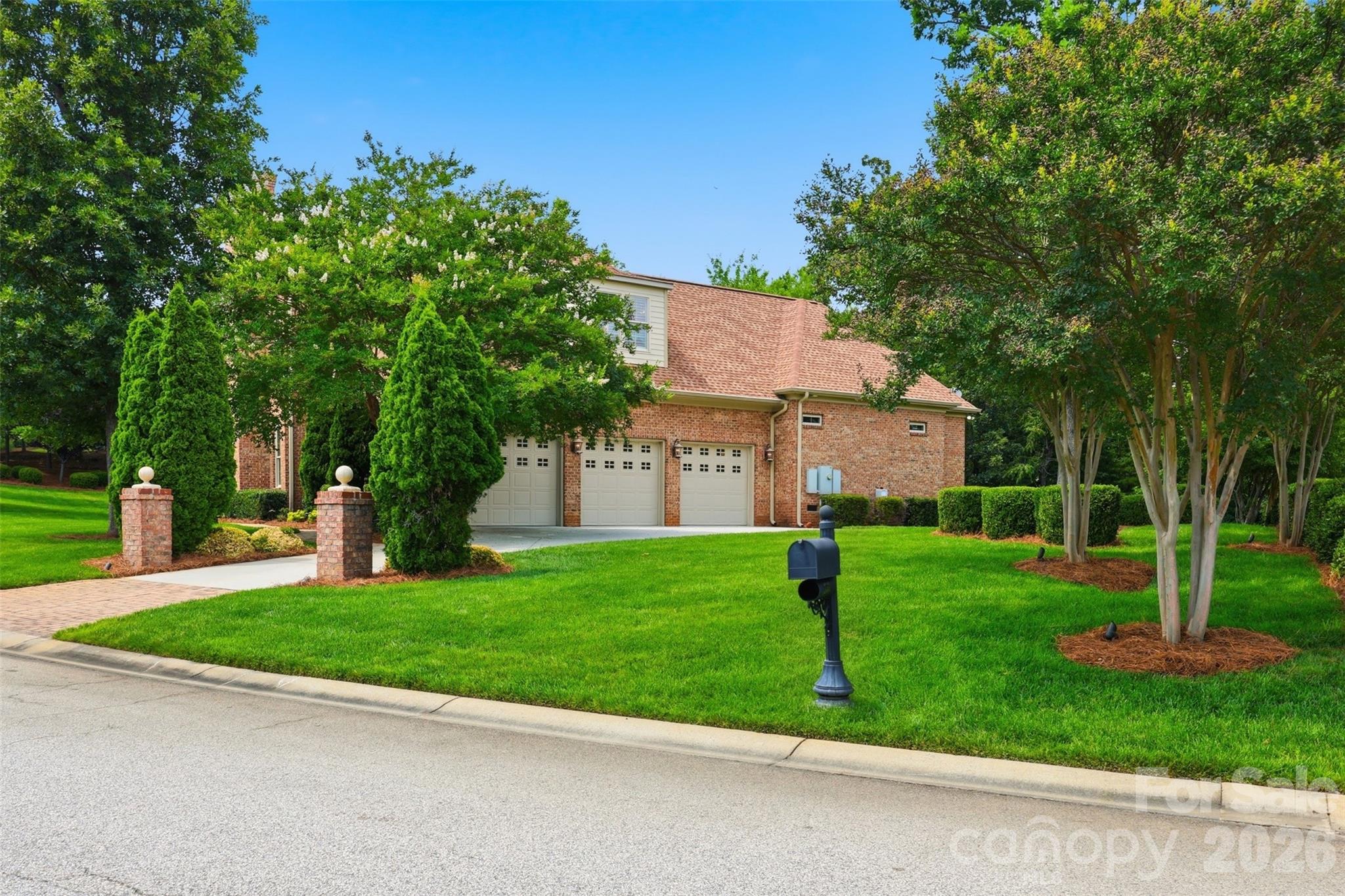 3531 Aqua Point Drive — York