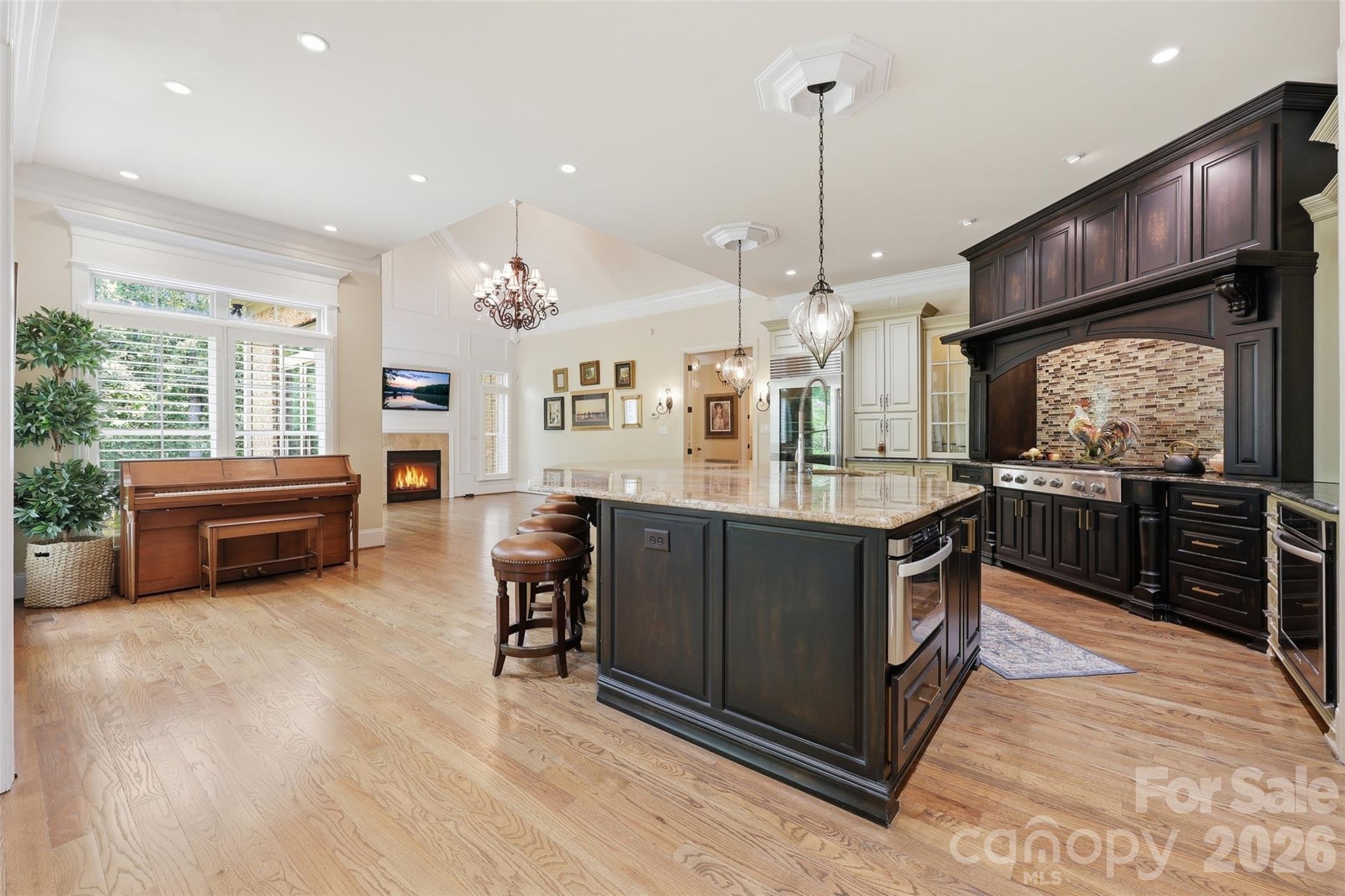 3531 Aqua Point Drive — York