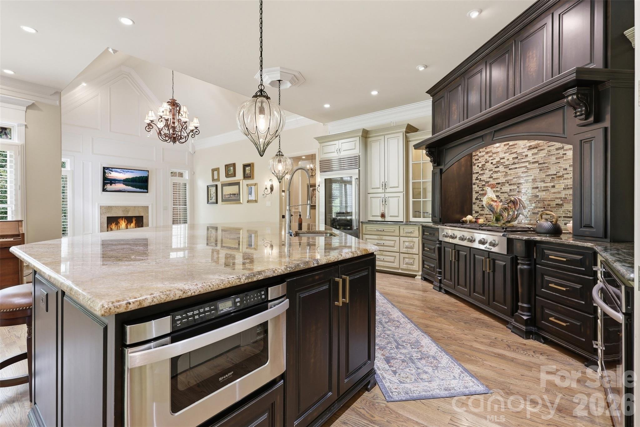 3531 Aqua Point Drive — York