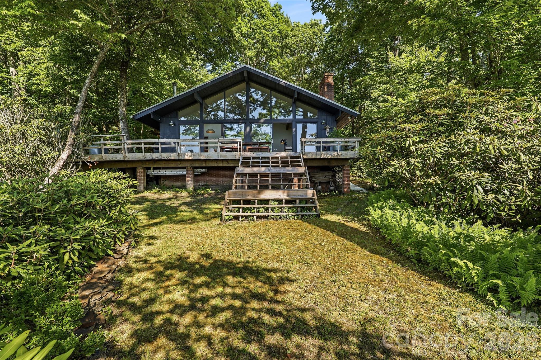 911 Green Hill Road — Brevard