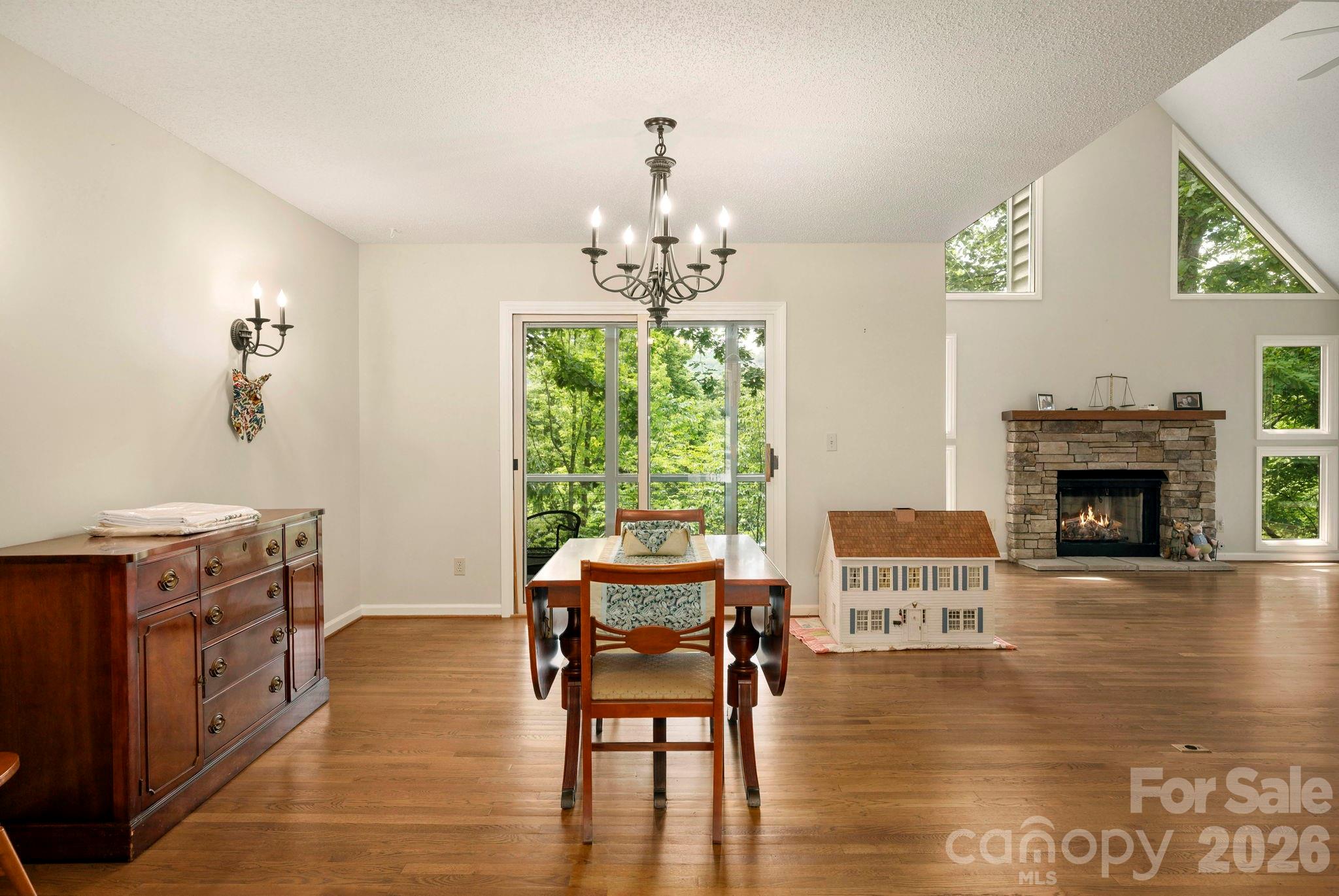 129 FOREST VIEW Drive — Flat Rock