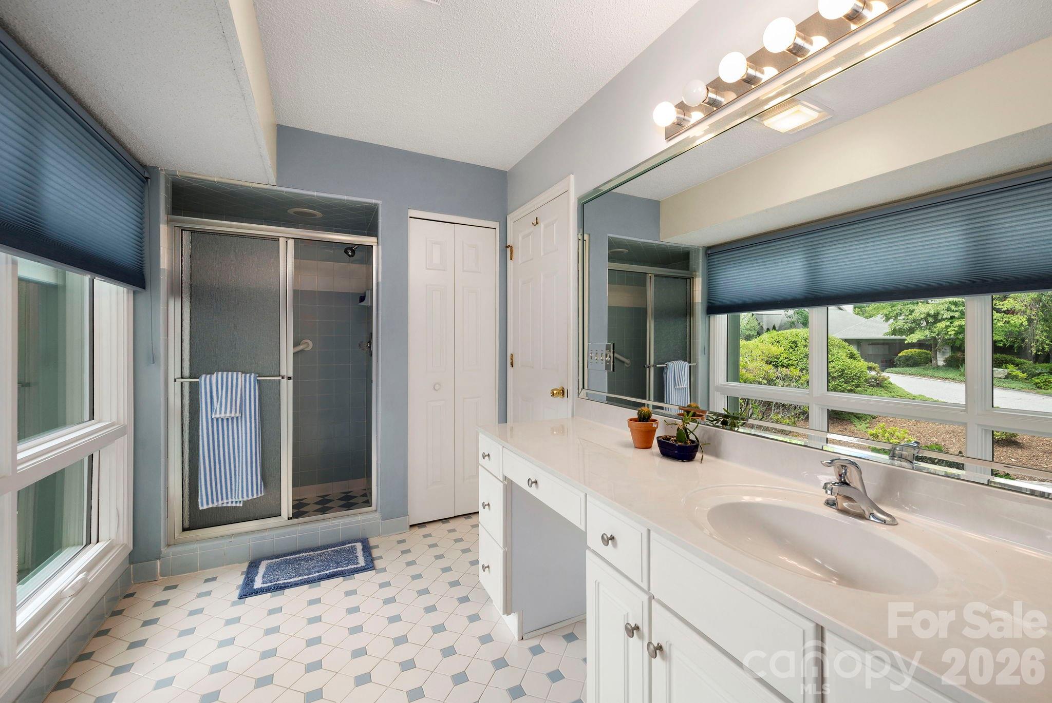 129 FOREST VIEW Drive — Flat Rock