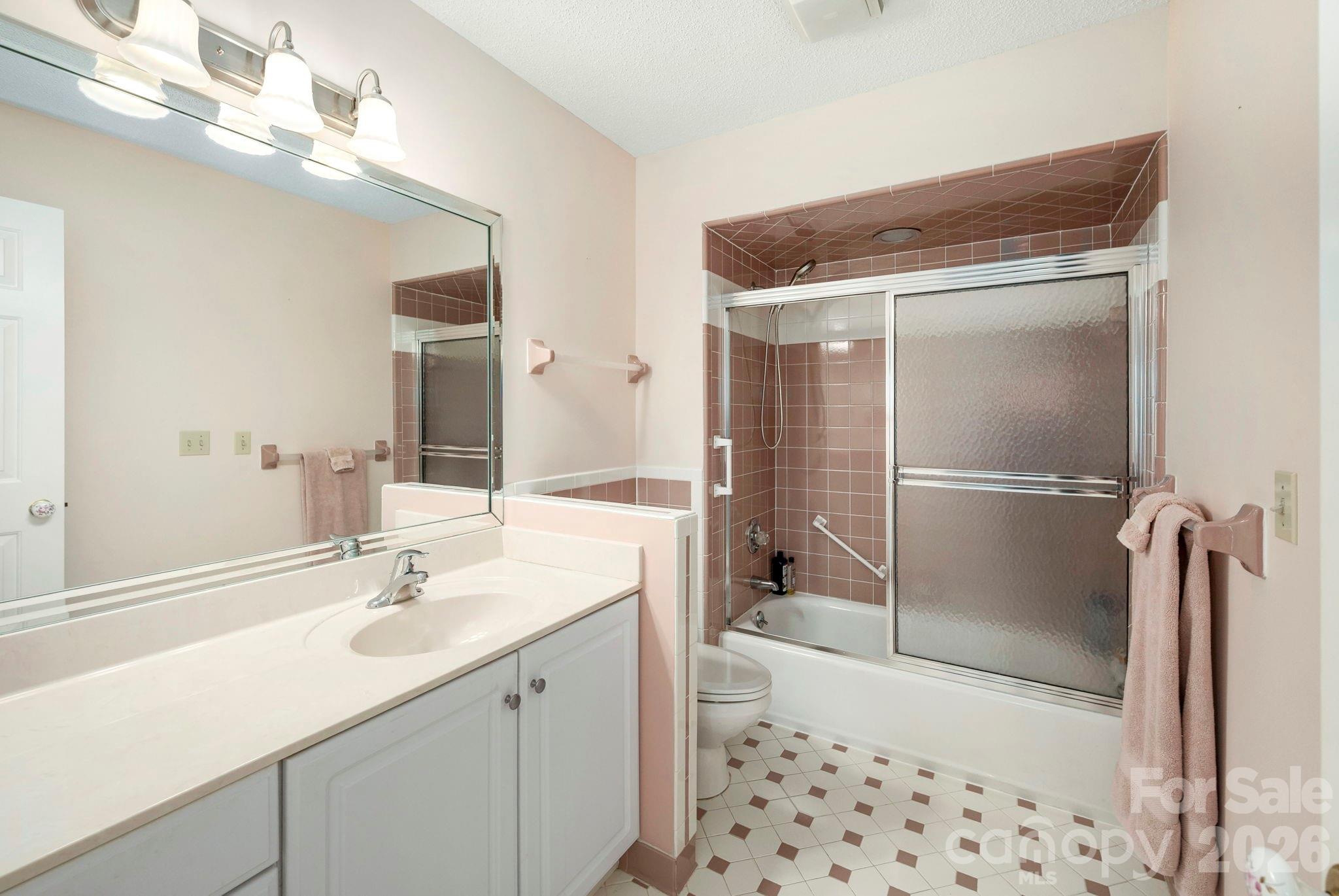 129 FOREST VIEW Drive — Flat Rock
