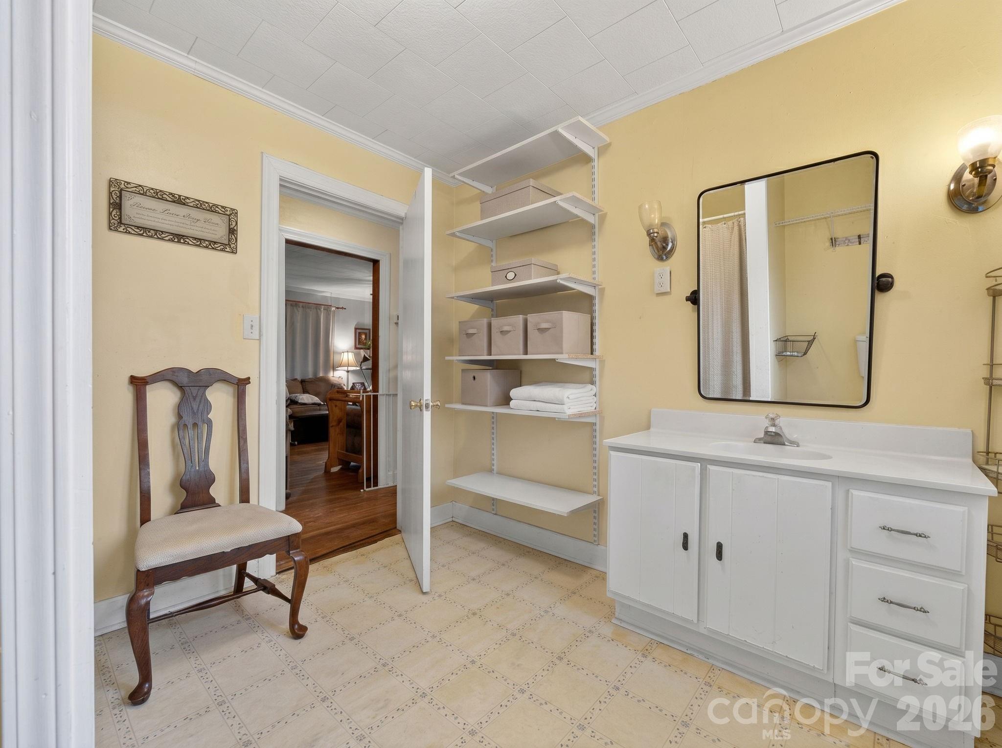 655 Edmiston Road — Mt Ulla
