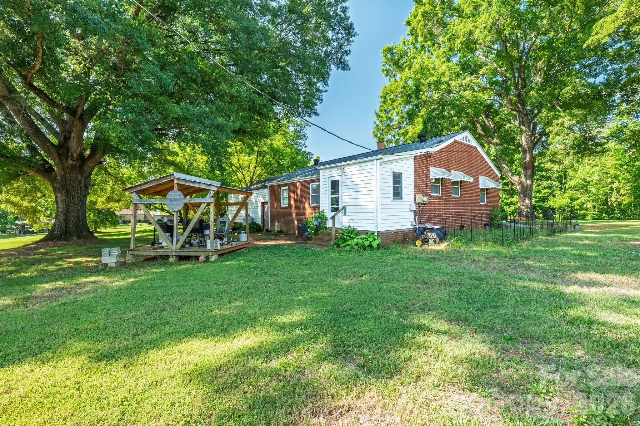 655 Edmiston Road — Mt Ulla